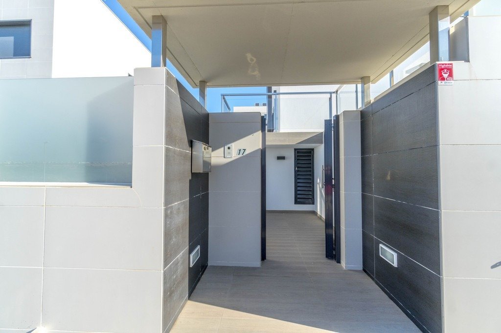 Villa a Alicante, Spagna 3 camere da letto, 196 mq. N° 149117