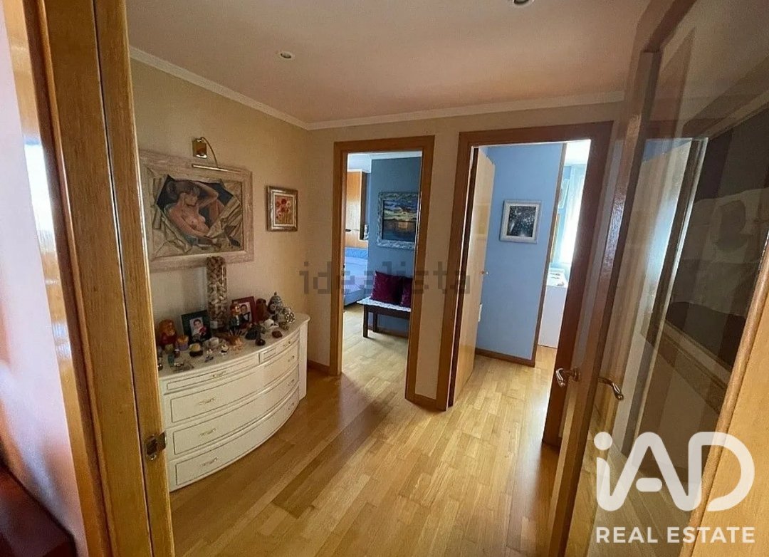 Duplex in Sant Feliu de Llobregat, Barcelona, Spanien 4 Schlafzimmer, 209 m2 Nr. 187553