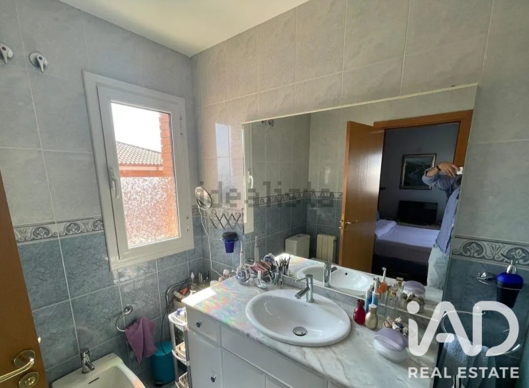 Duplex in Sant Feliu de Llobregat, Barcelona, Spanien 4 Schlafzimmer, 209 m2 Nr. 187553
