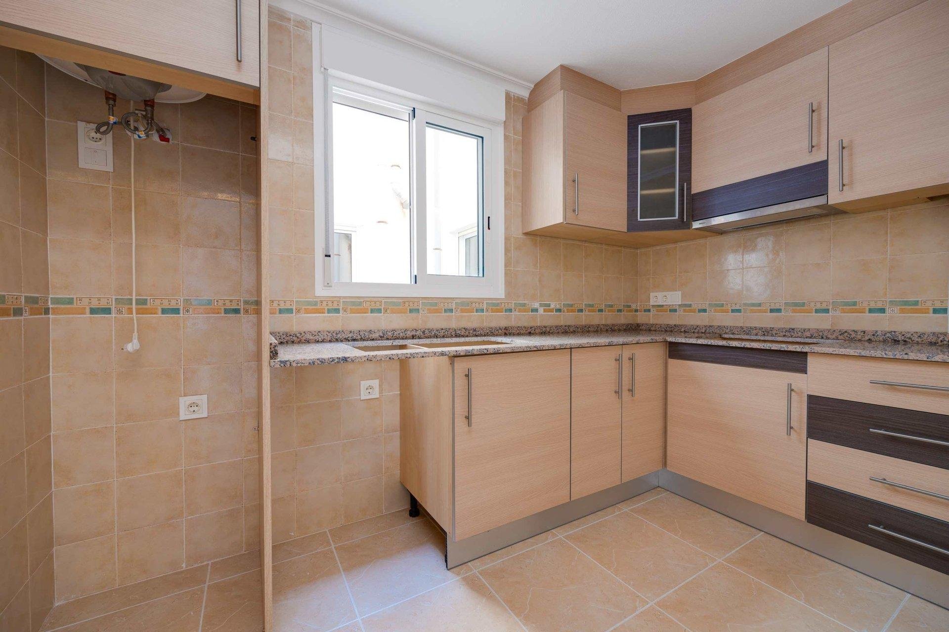 Apartamento en San Fulgencio, Alicante, España 2 dormitorios, 75 m2 No. 184282