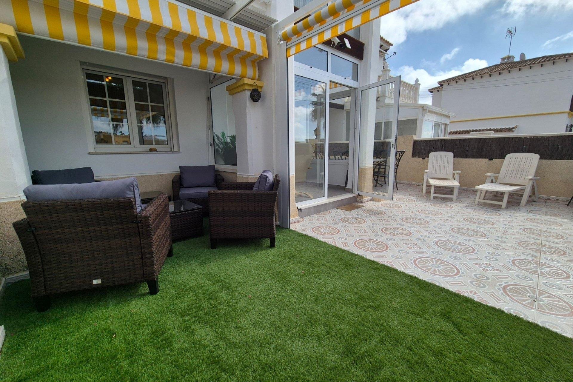 Bungalow à San Miguel de Salinas, Alicante, Espagne 1 chambre, 30 m2 No. 184285