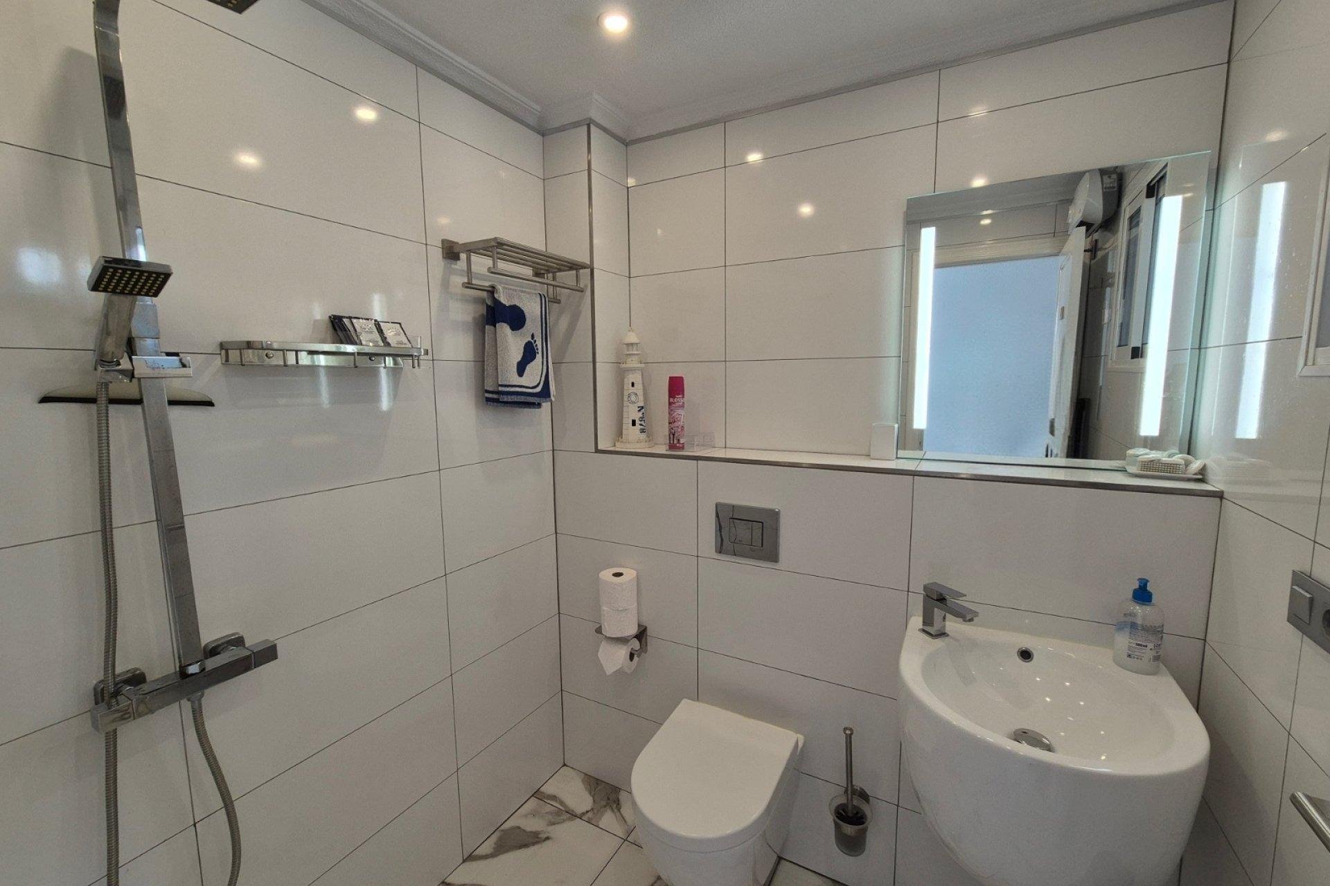 Bungalow à San Miguel de Salinas, Alicante, Espagne 1 chambre, 30 m2 No. 184285