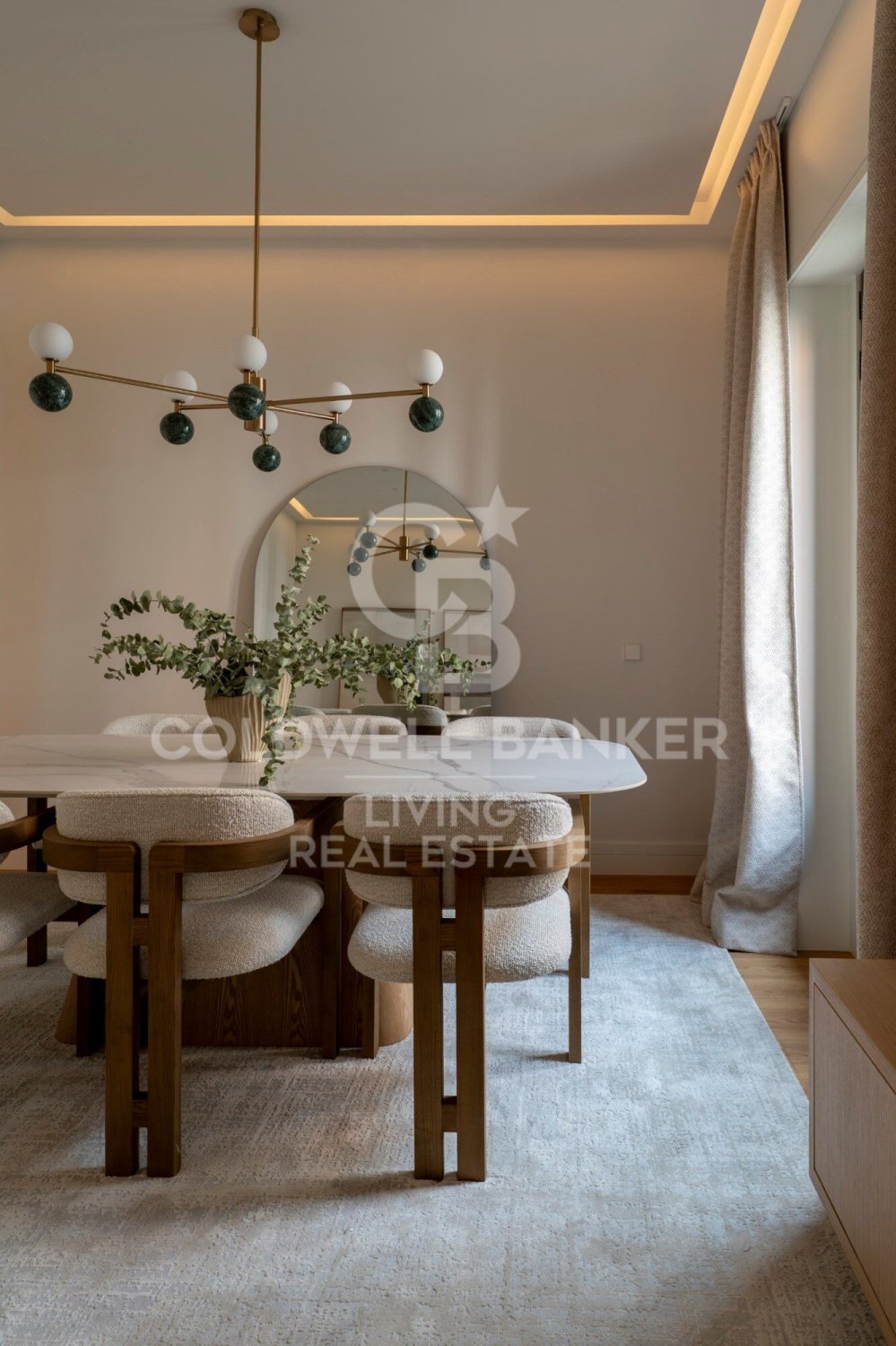Appartamento a Madrid, Spagna 4 camere da letto, 132 mq. N° 156954