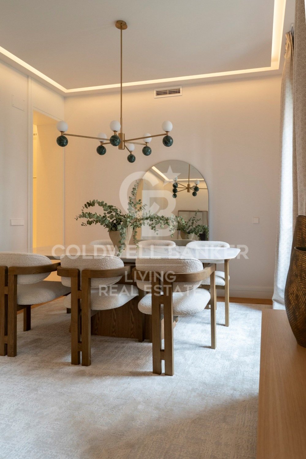 Appartamento a Madrid, Spagna 4 camere da letto, 132 mq. N° 156954