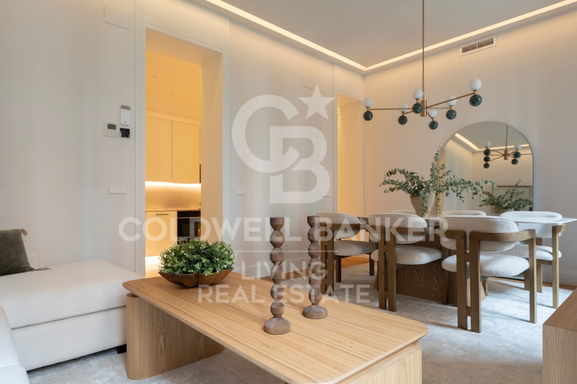 Appartamento a Madrid, Spagna 4 camere da letto, 132 mq. N° 156954
