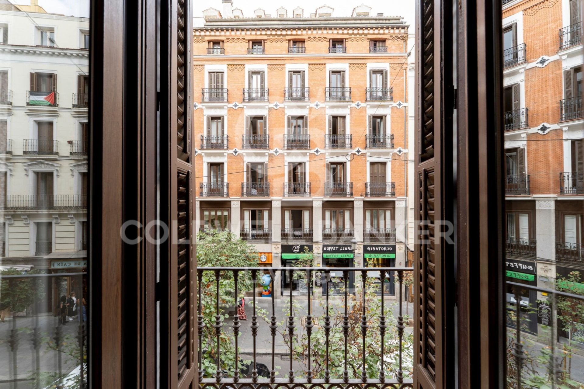 Appartamento a Madrid, Spagna 4 camere da letto, 132 mq. N° 156954