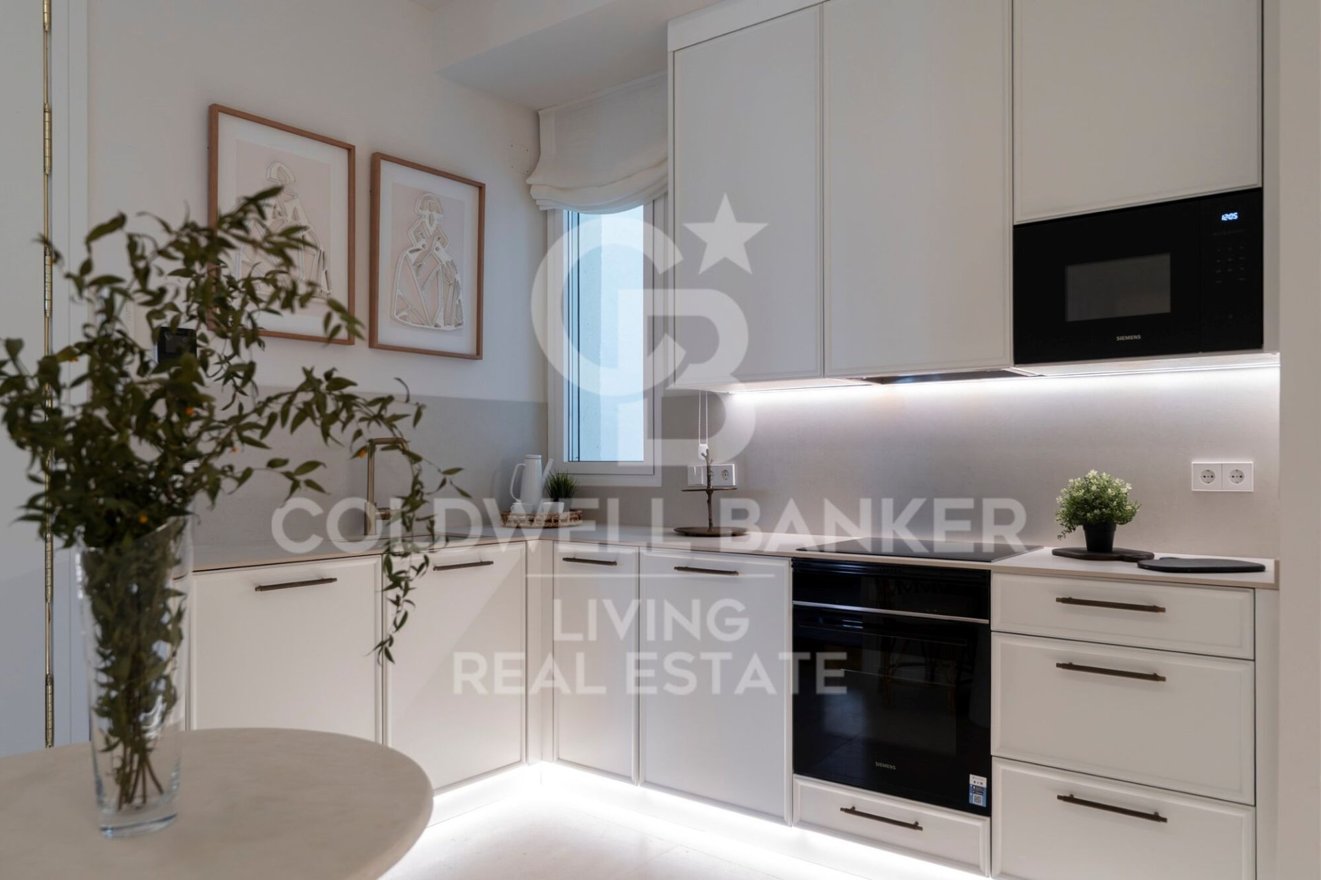 Appartamento a Madrid, Spagna 4 camere da letto, 132 mq. N° 156954