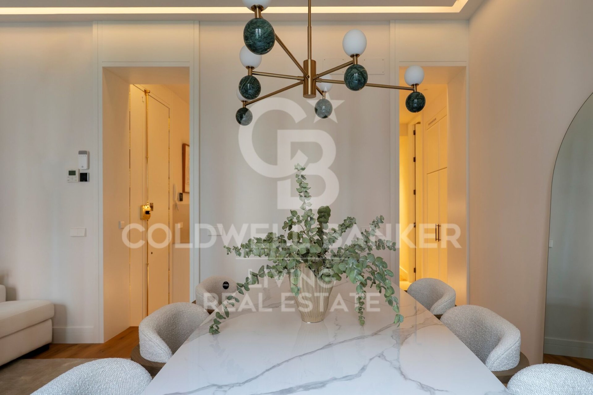Appartamento a Madrid, Spagna 4 camere da letto, 132 mq. N° 156954