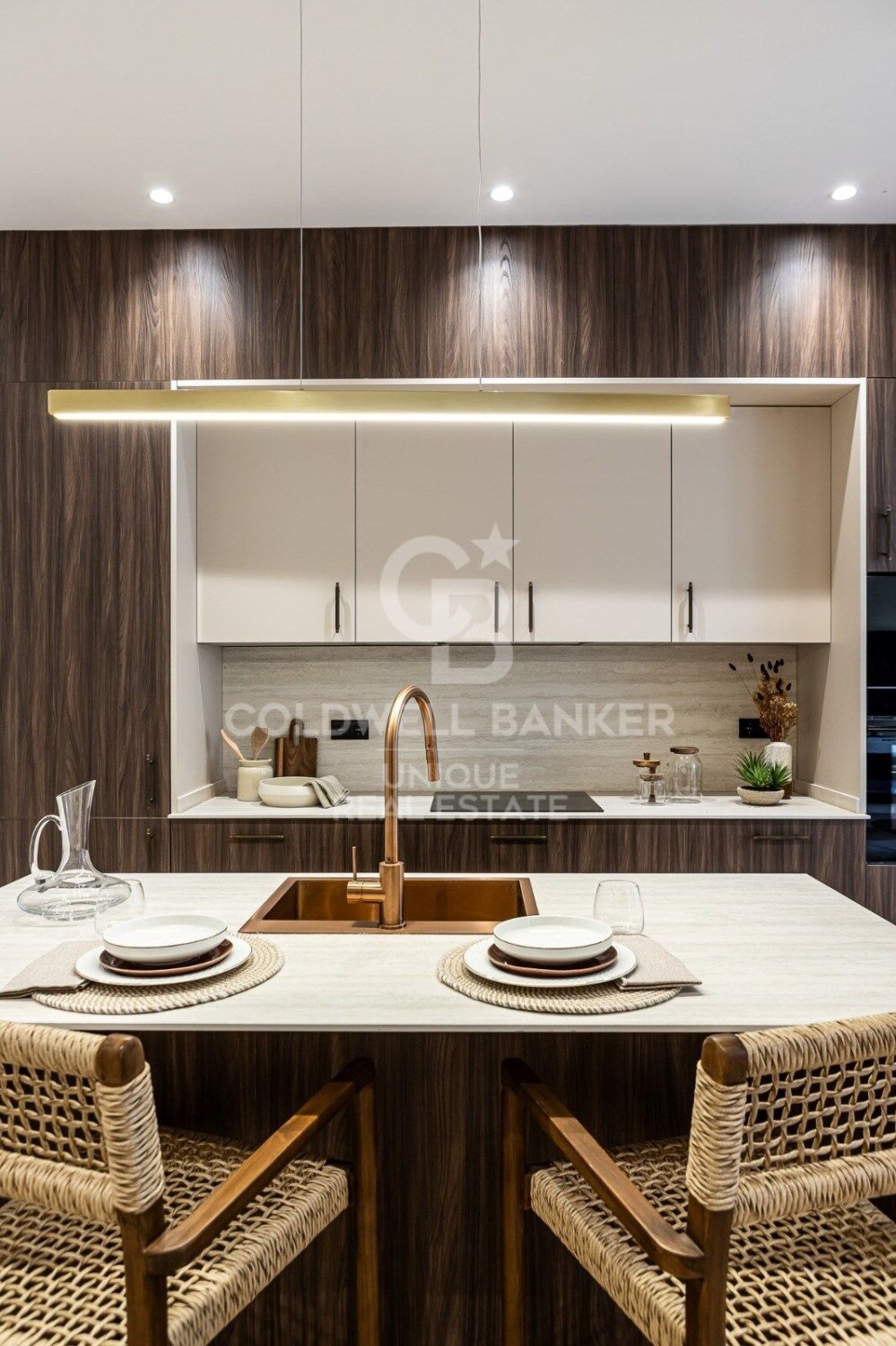 Apartment in Madrid, Spain 3 bedrooms, 137 sq.m. No. 156952