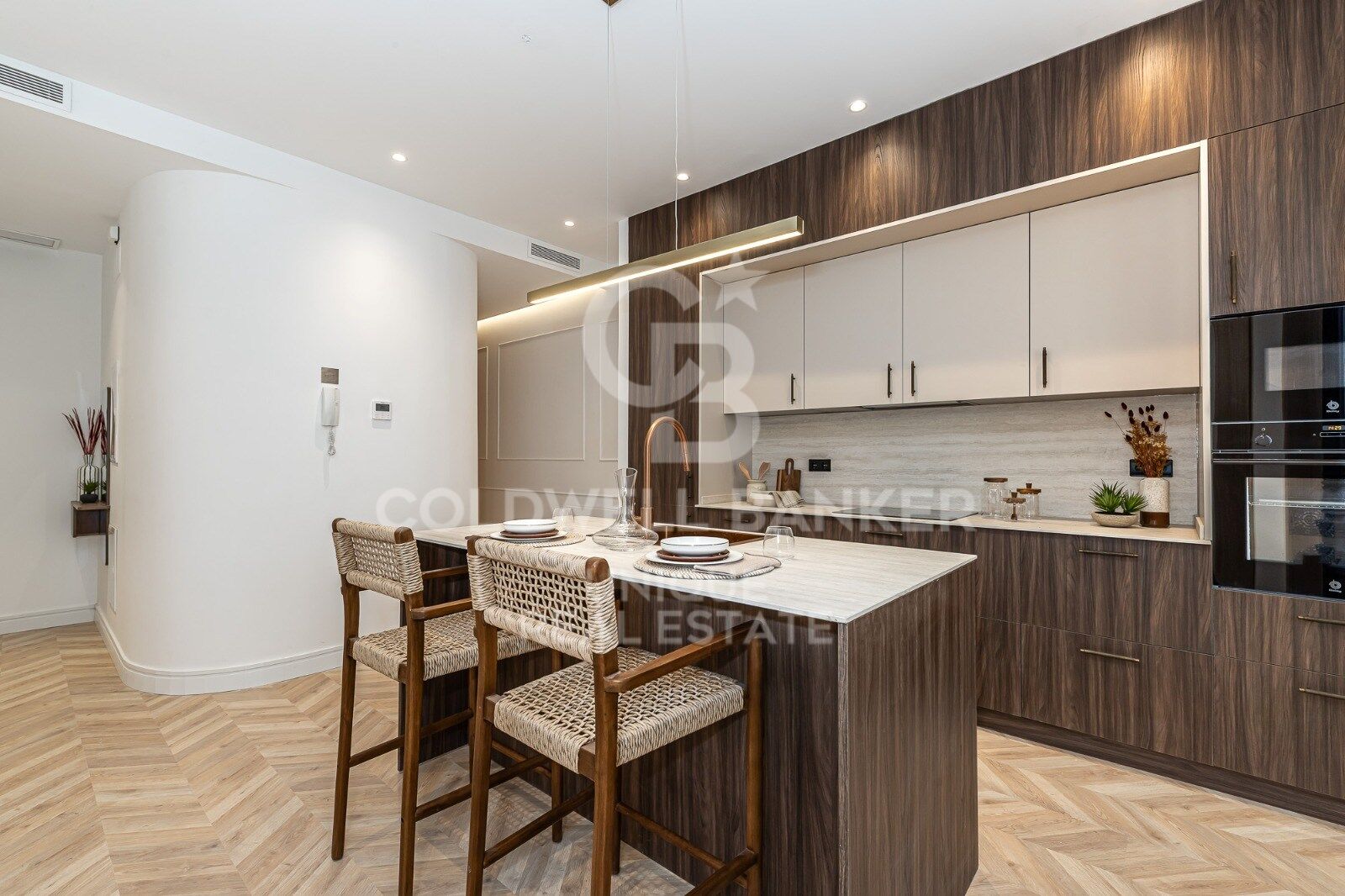 Apartment in Madrid, Spain 3 bedrooms, 137 sq.m. No. 156952