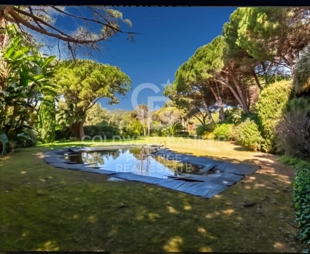 Casa a Sant Andreu de Llavaneres, Barcelona, Spagna 7 camere da letto, 725 mq. N° 156955