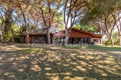 Dom w Sant Andreu de Llavaneres, Barcelona, Hiszpania 7 sypialni, 725 mkw. nr 156955