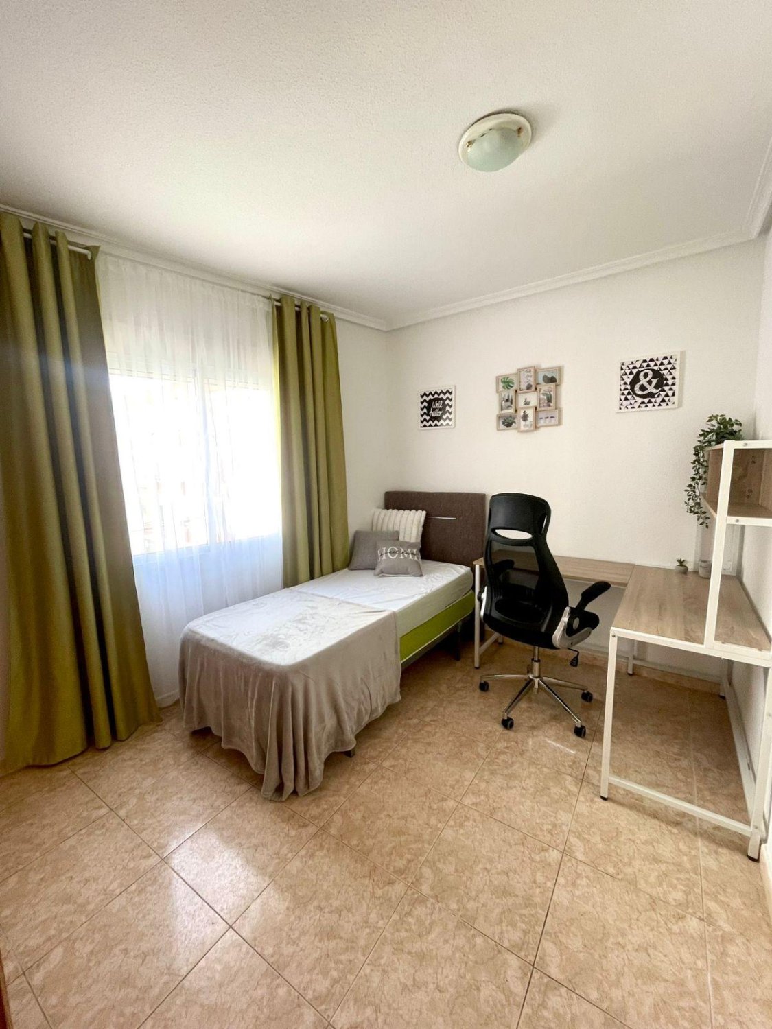 Wohnung in Torrevieja, Alicante, Spanien 1 Schlafzimmer, 57 m2 Nr. 182935