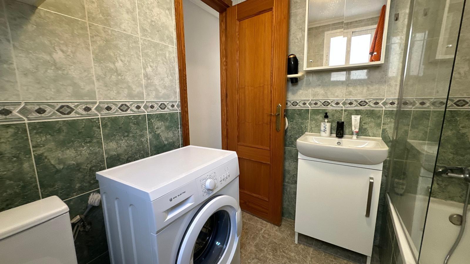 Apartment à Torrevieja, Alicante, Espagne 1 chambre, 43 m2 No. 182933