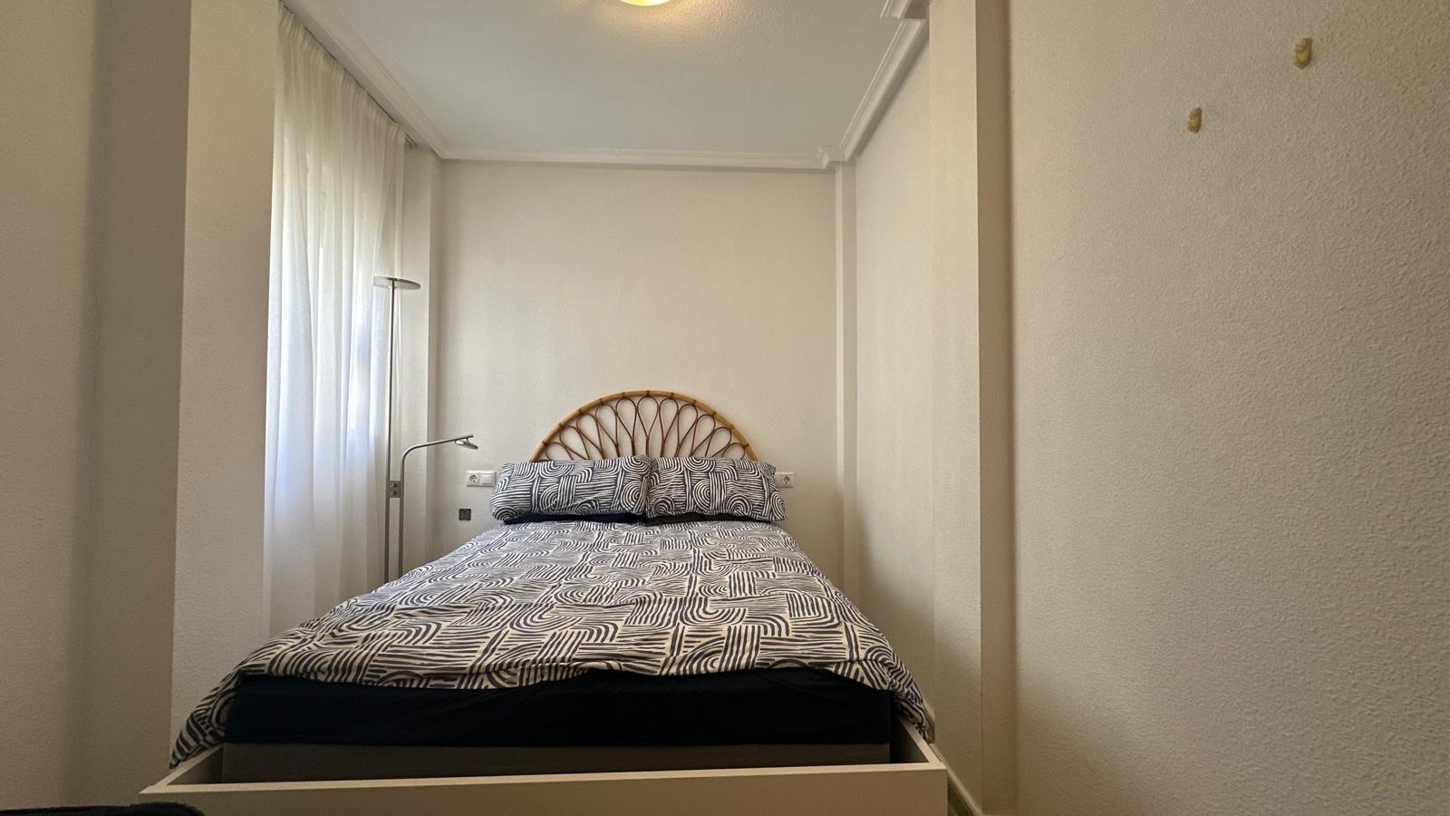 Apartment à Torrevieja, Alicante, Espagne 1 chambre, 43 m2 No. 182933