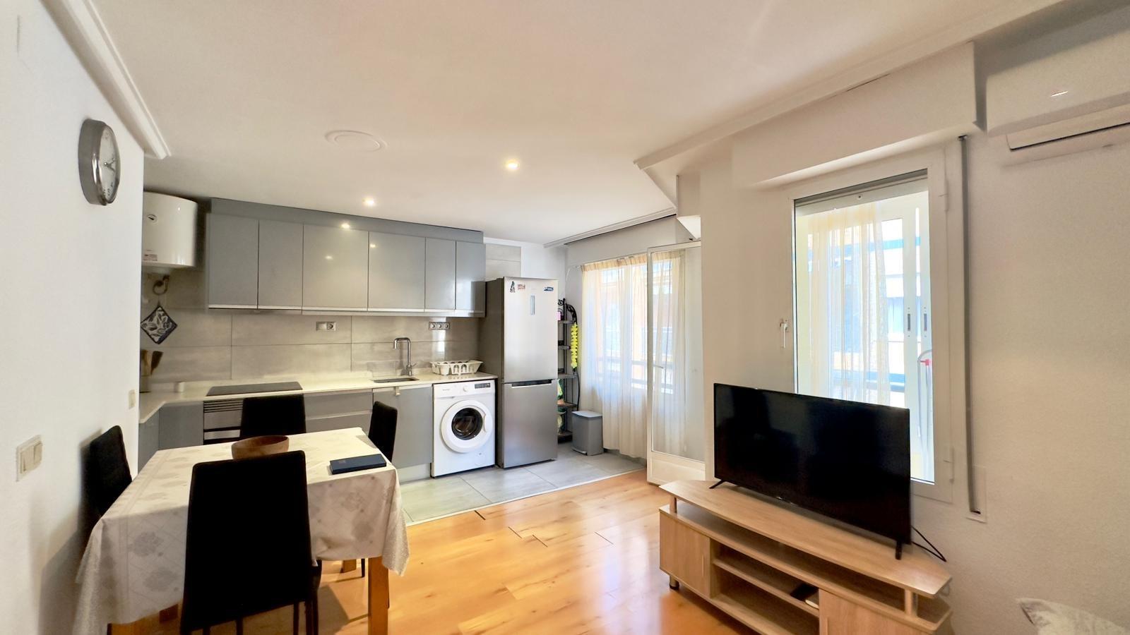 Appartamento a Torrevieja, Alicante, Spagna 2 camere da letto, 58 mq. N° 182932