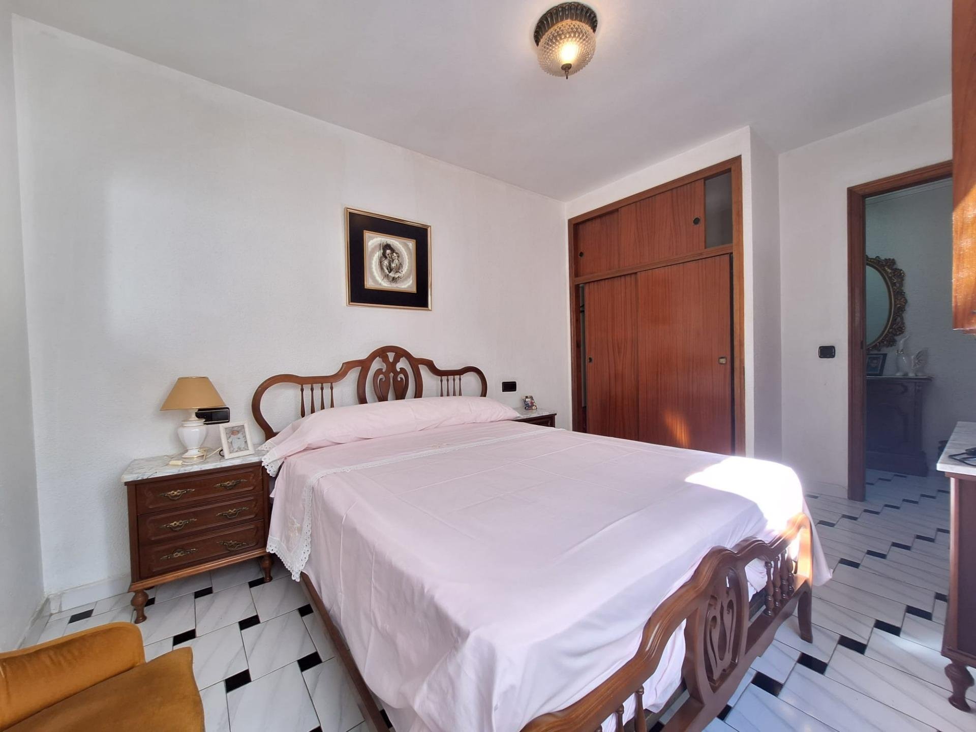 Appartamento a Torrevieja, Alicante, Spagna 1 camera da letto, 93 mq. N° 182934