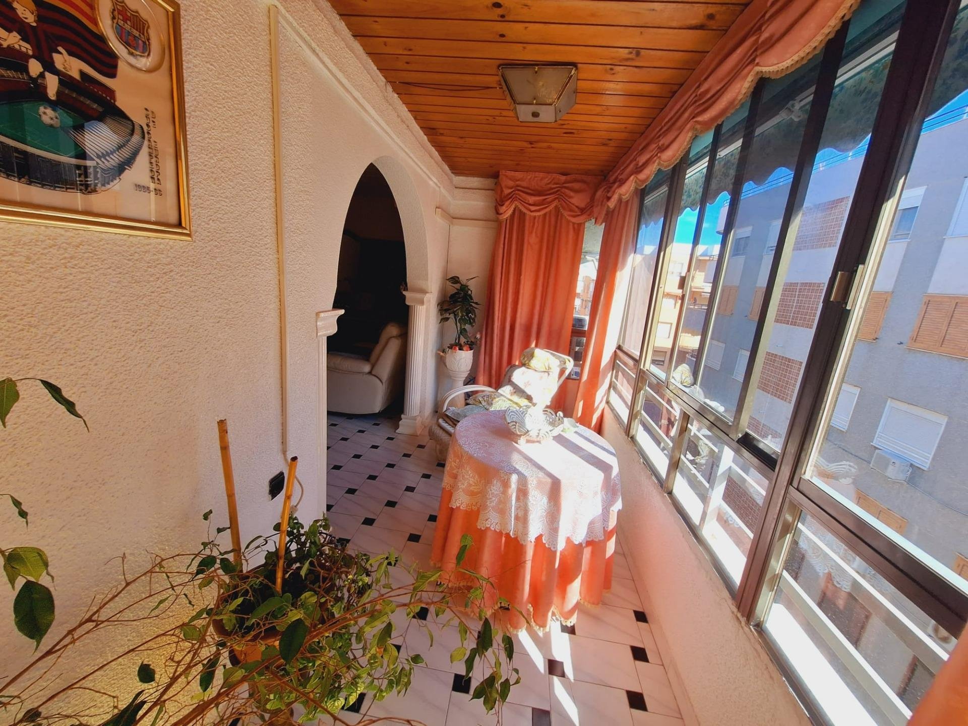 Appartamento a Torrevieja, Alicante, Spagna 1 camera da letto, 93 mq. N° 182934