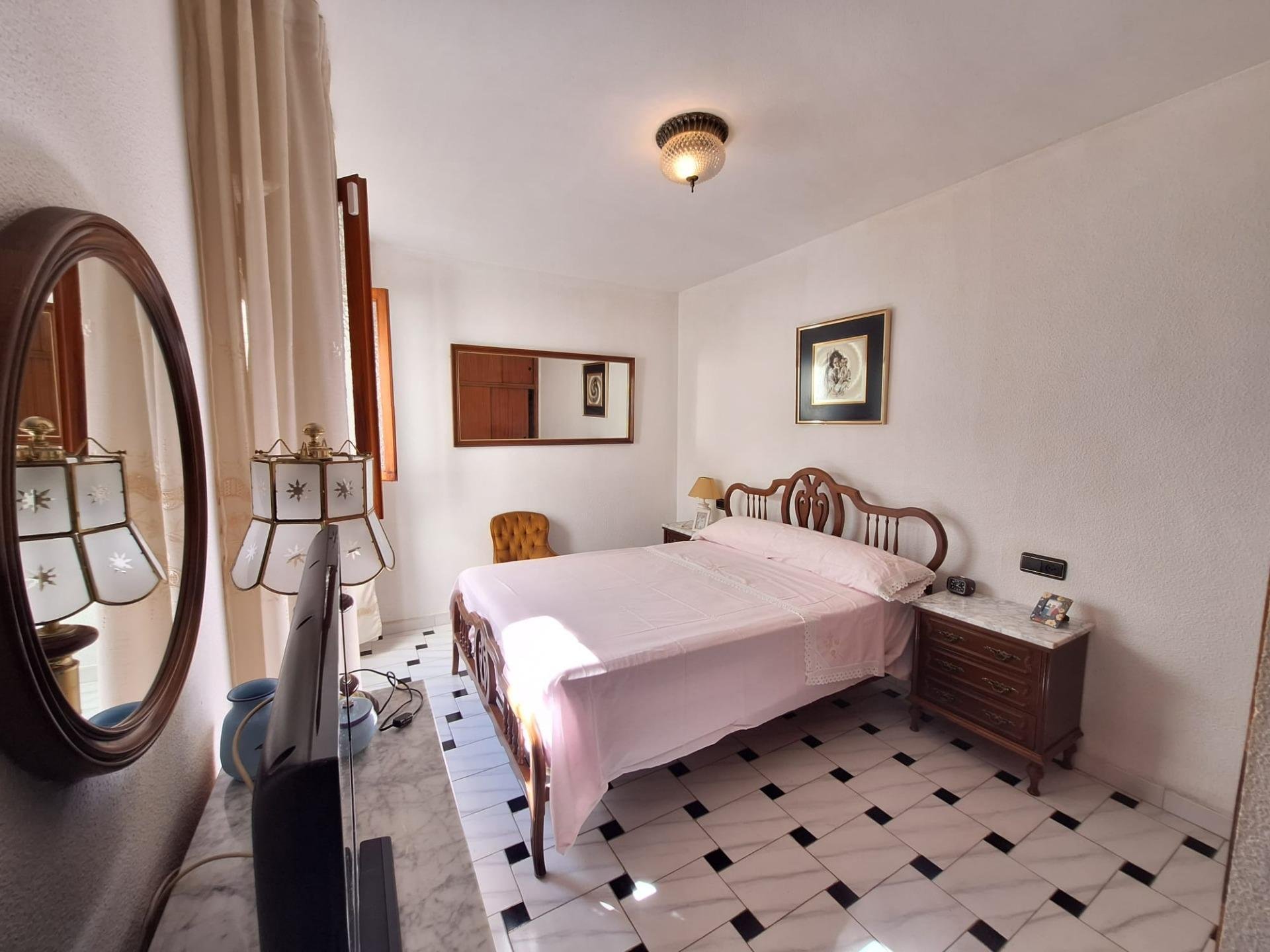 Appartamento a Torrevieja, Alicante, Spagna 1 camera da letto, 93 mq. N° 182934