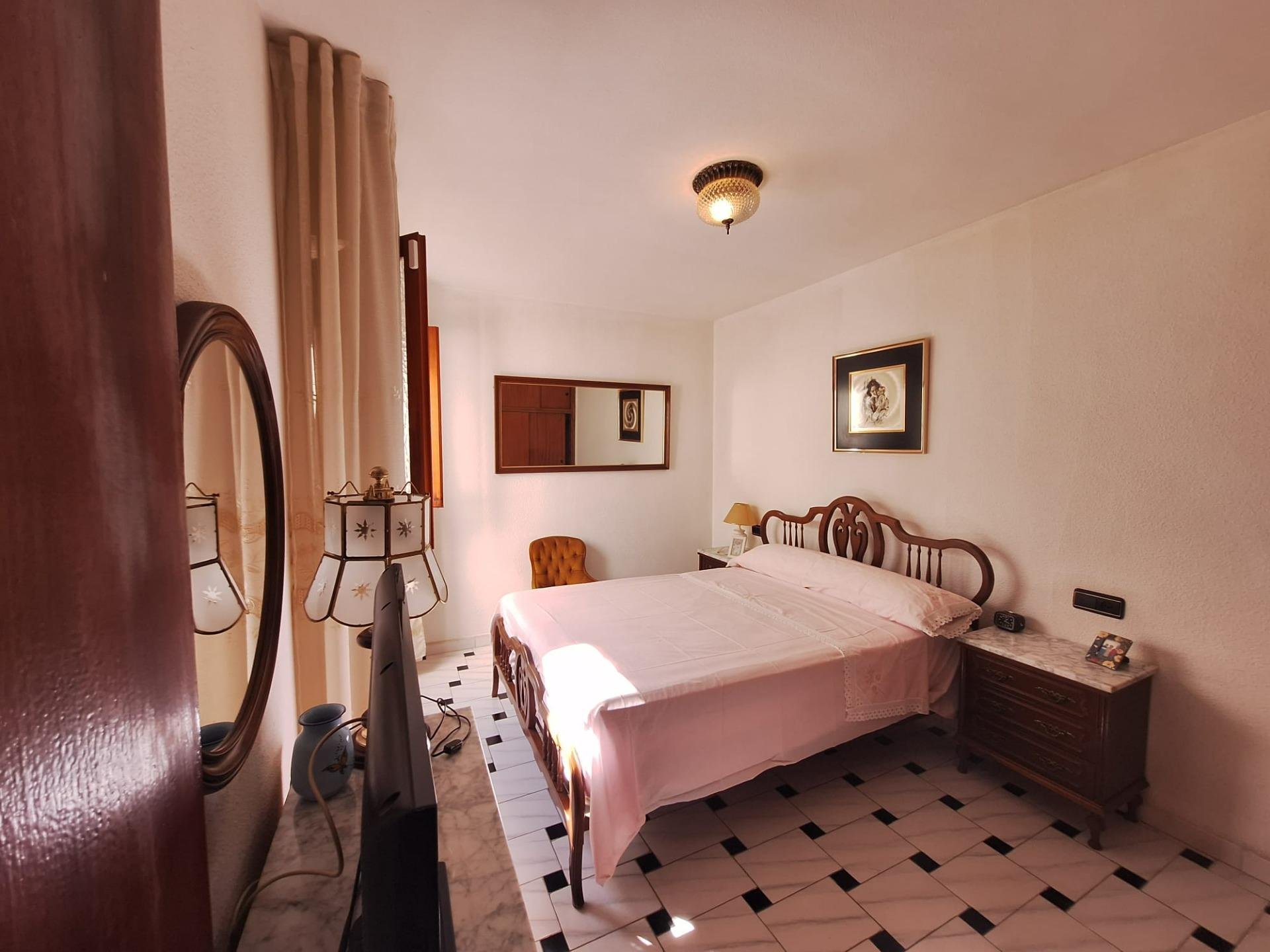 Appartamento a Torrevieja, Alicante, Spagna 1 camera da letto, 93 mq. N° 182934