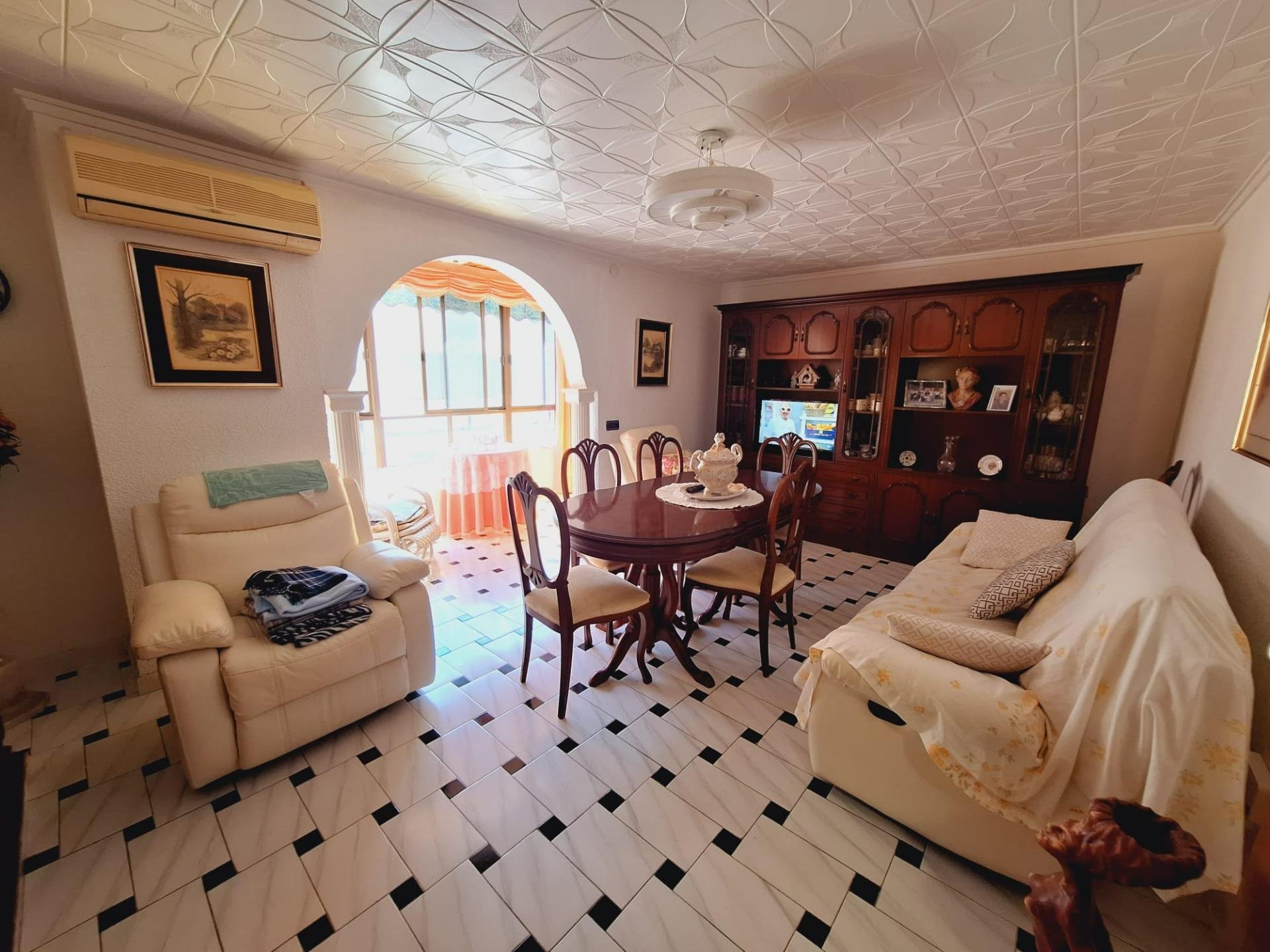 Appartamento a Torrevieja, Alicante, Spagna 1 camera da letto, 93 mq. N° 182934