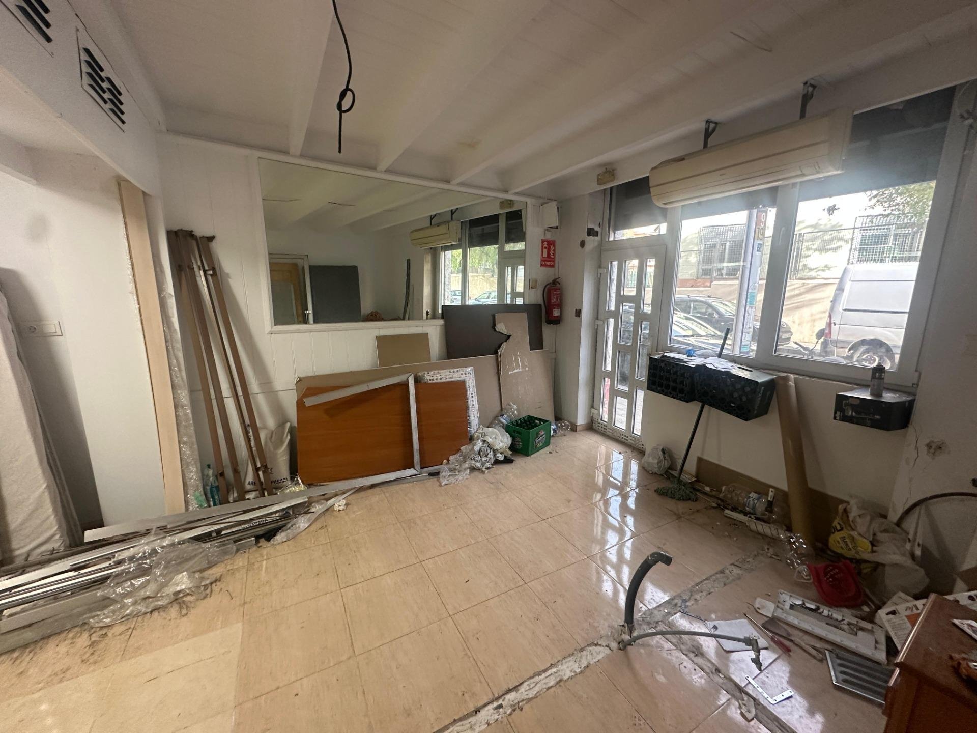 Propiedad comercial en Alicante, España 2 dormitorios, 63 m2 No. 182937