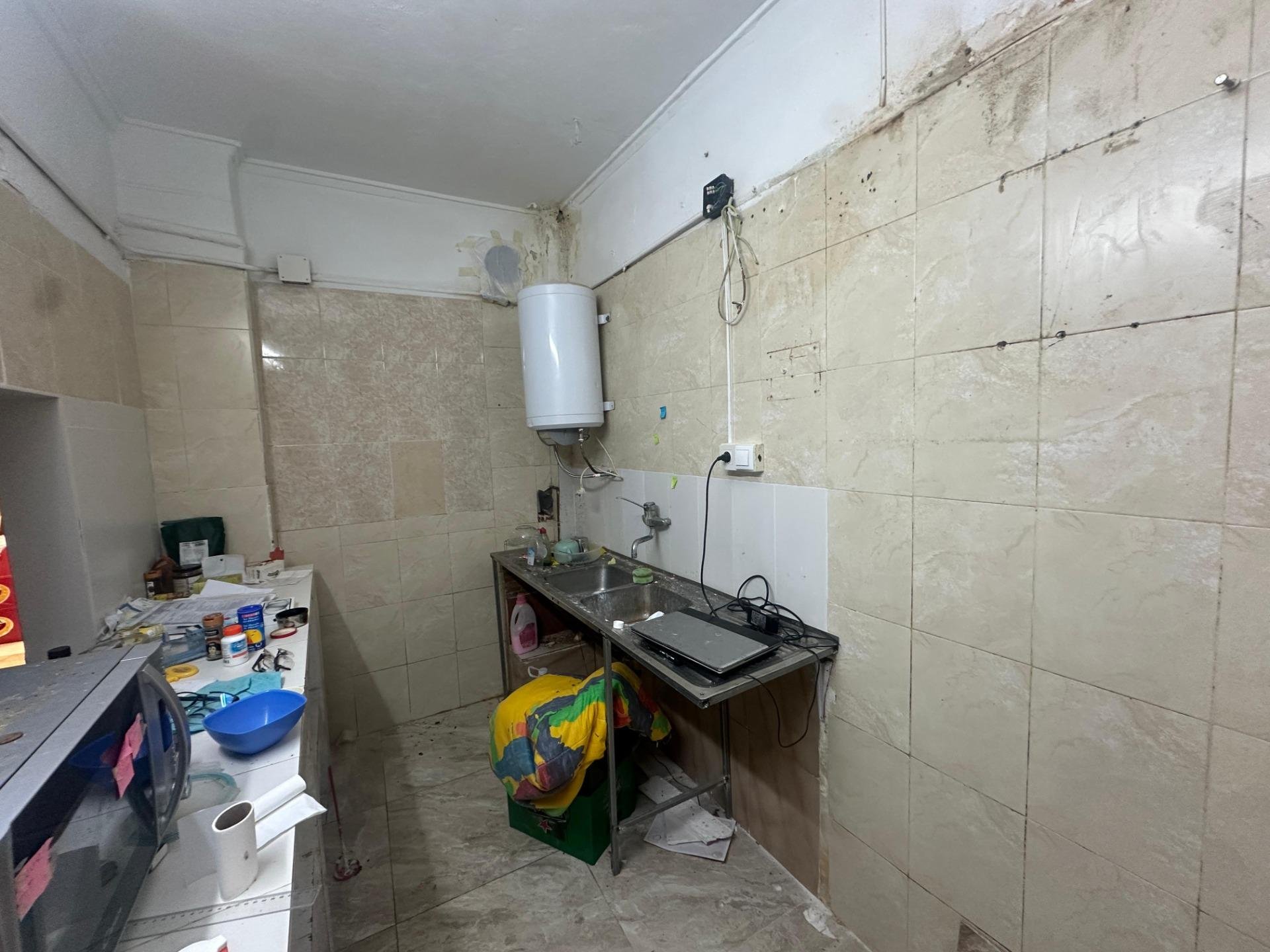 Propiedad comercial en Alicante, España 2 dormitorios, 63 m2 No. 182937