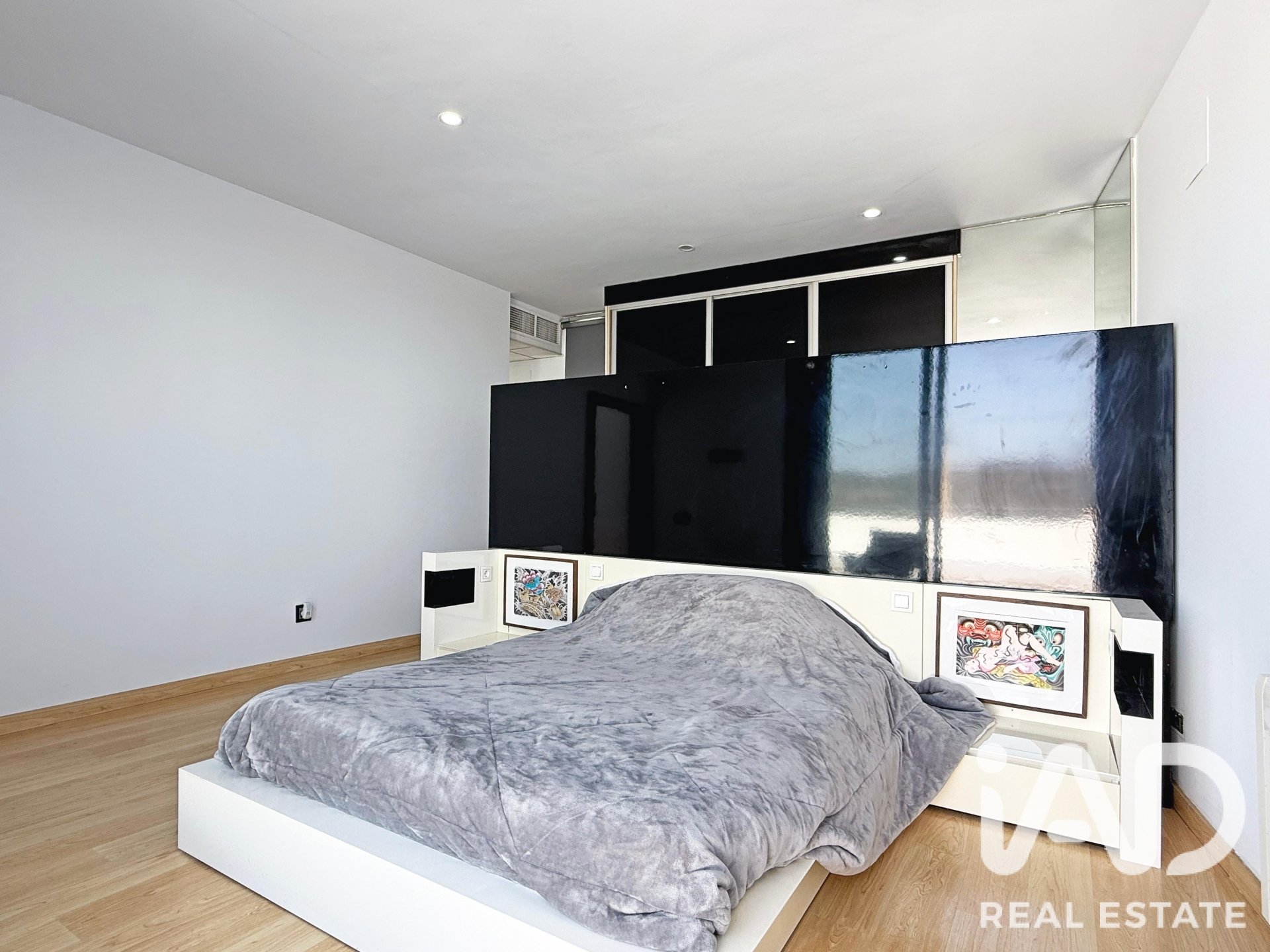 Talo Canyelles, Barcelona, Espanja 3 makuuhuonetta, 224 m2 No. 188208
