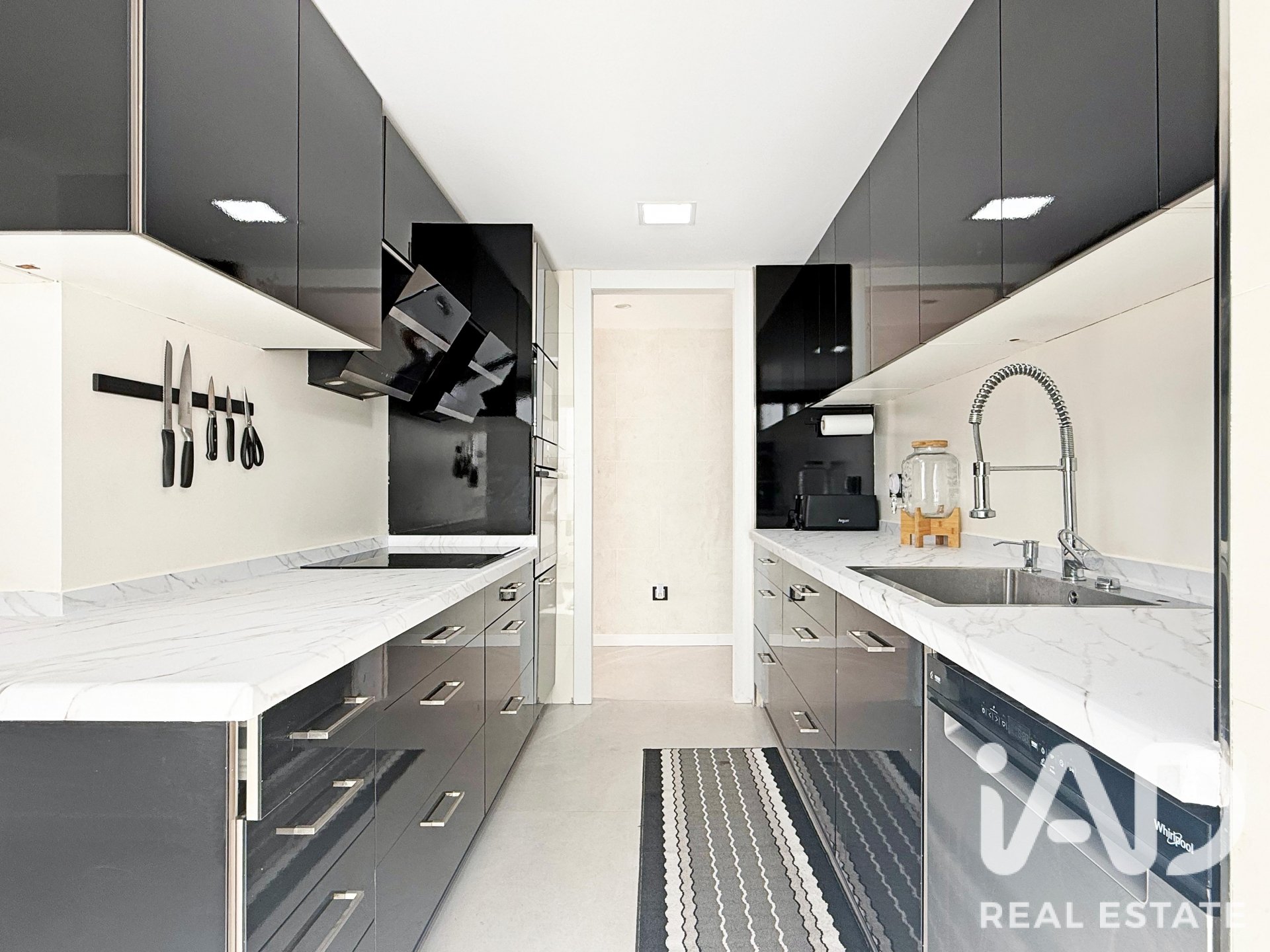 Talo Canyelles, Barcelona, Espanja 3 makuuhuonetta, 224 m2 No. 188208