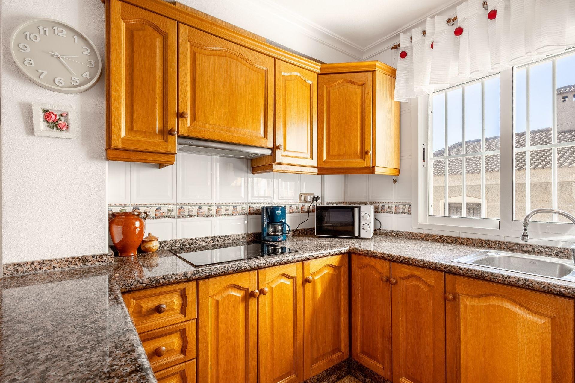 Apartamento en La Mata, Alicante, España 57 m2 No. 195889