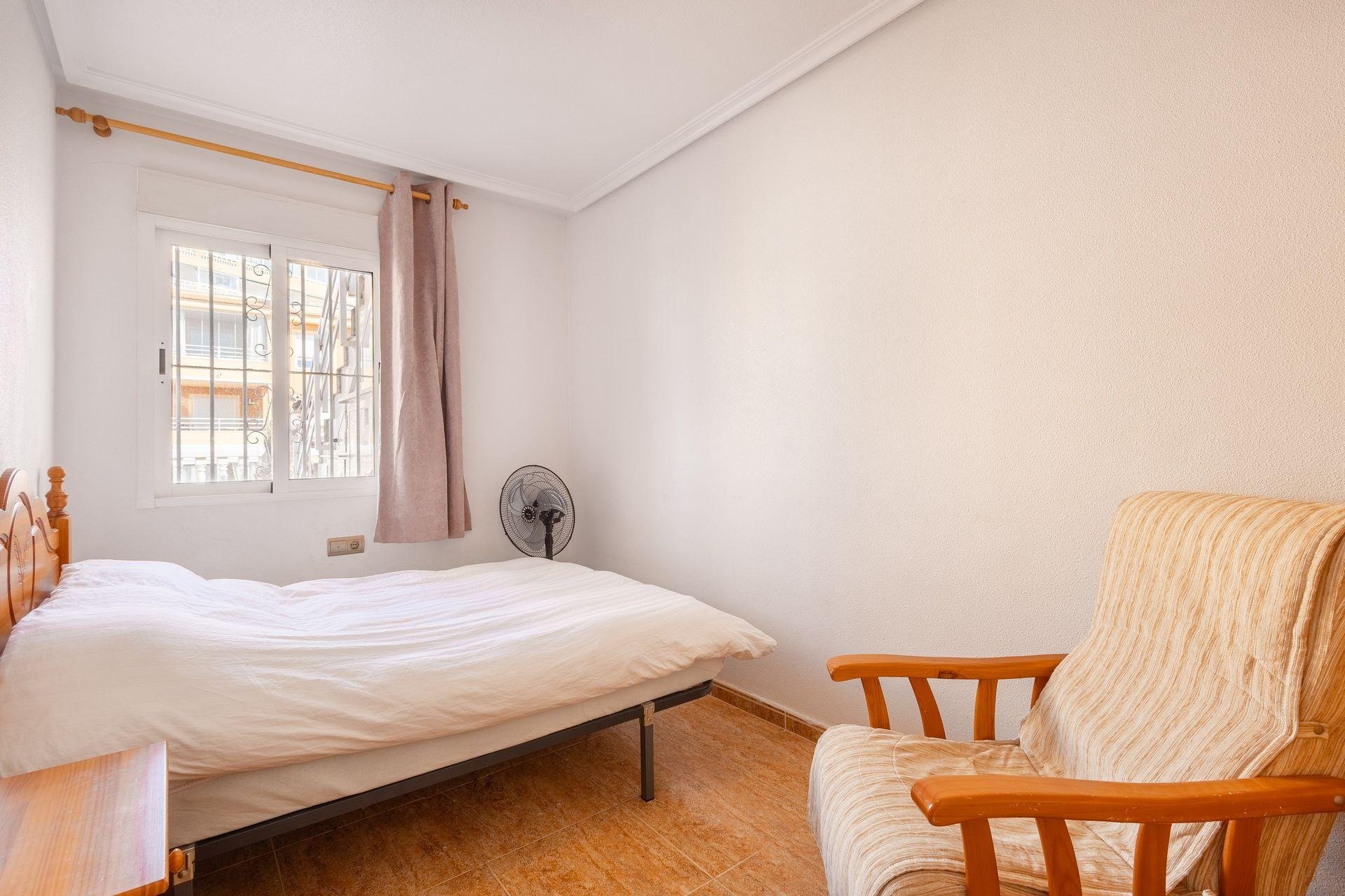Apartamento en La Mata, Alicante, España 57 m2 No. 195889