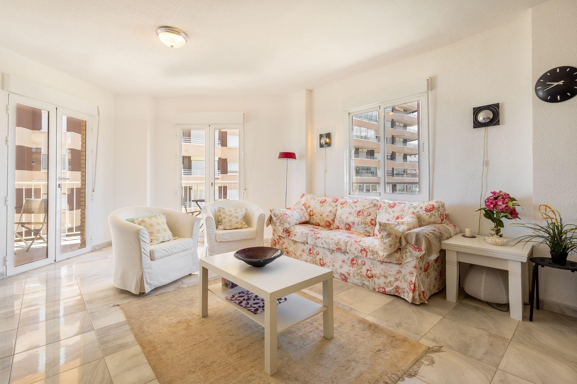 Huoneisto La Mata, Alicante, Espanja 89 m2 No. 195891
