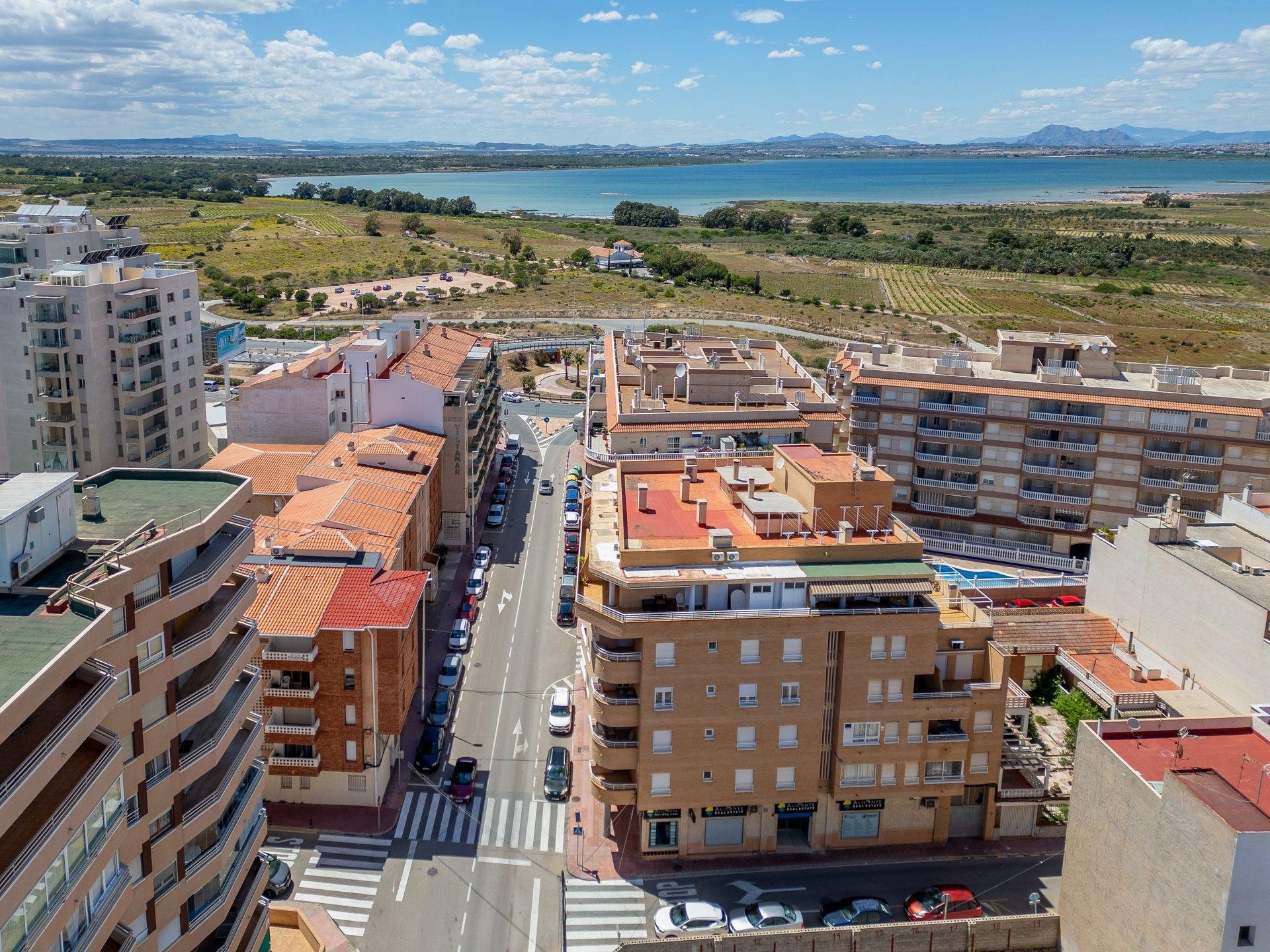 Huoneisto La Mata, Alicante, Espanja 89 m2 No. 195891