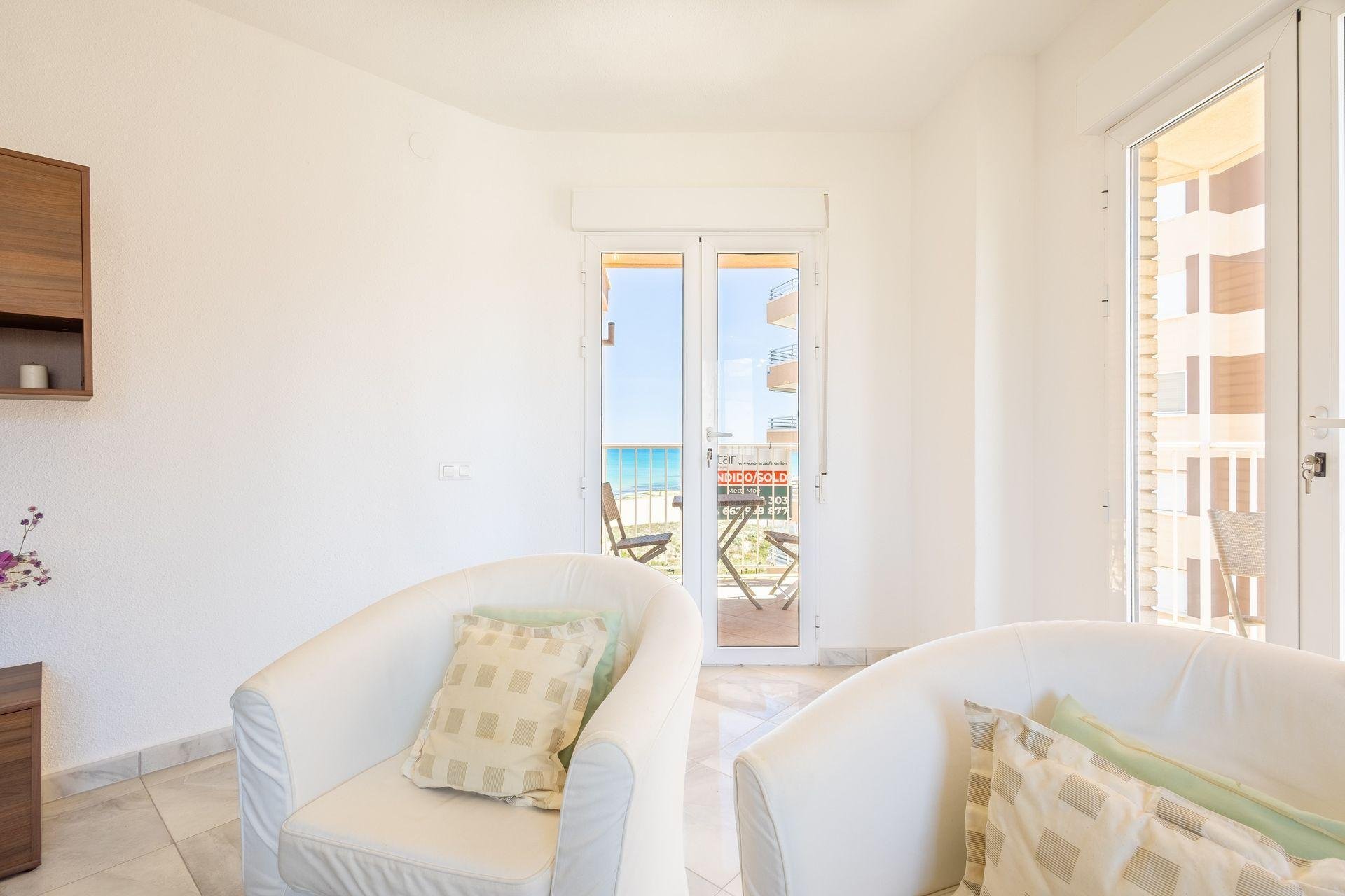 Huoneisto La Mata, Alicante, Espanja 89 m2 No. 195891
