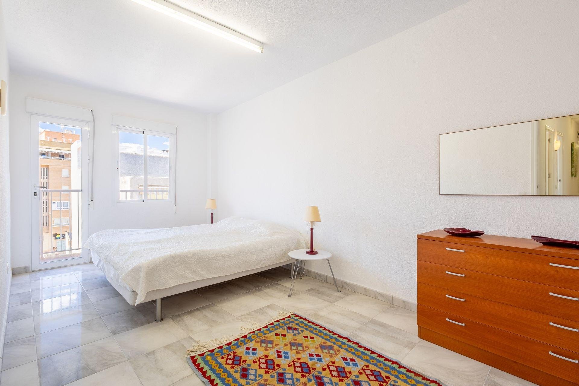 Huoneisto La Mata, Alicante, Espanja 89 m2 No. 195891