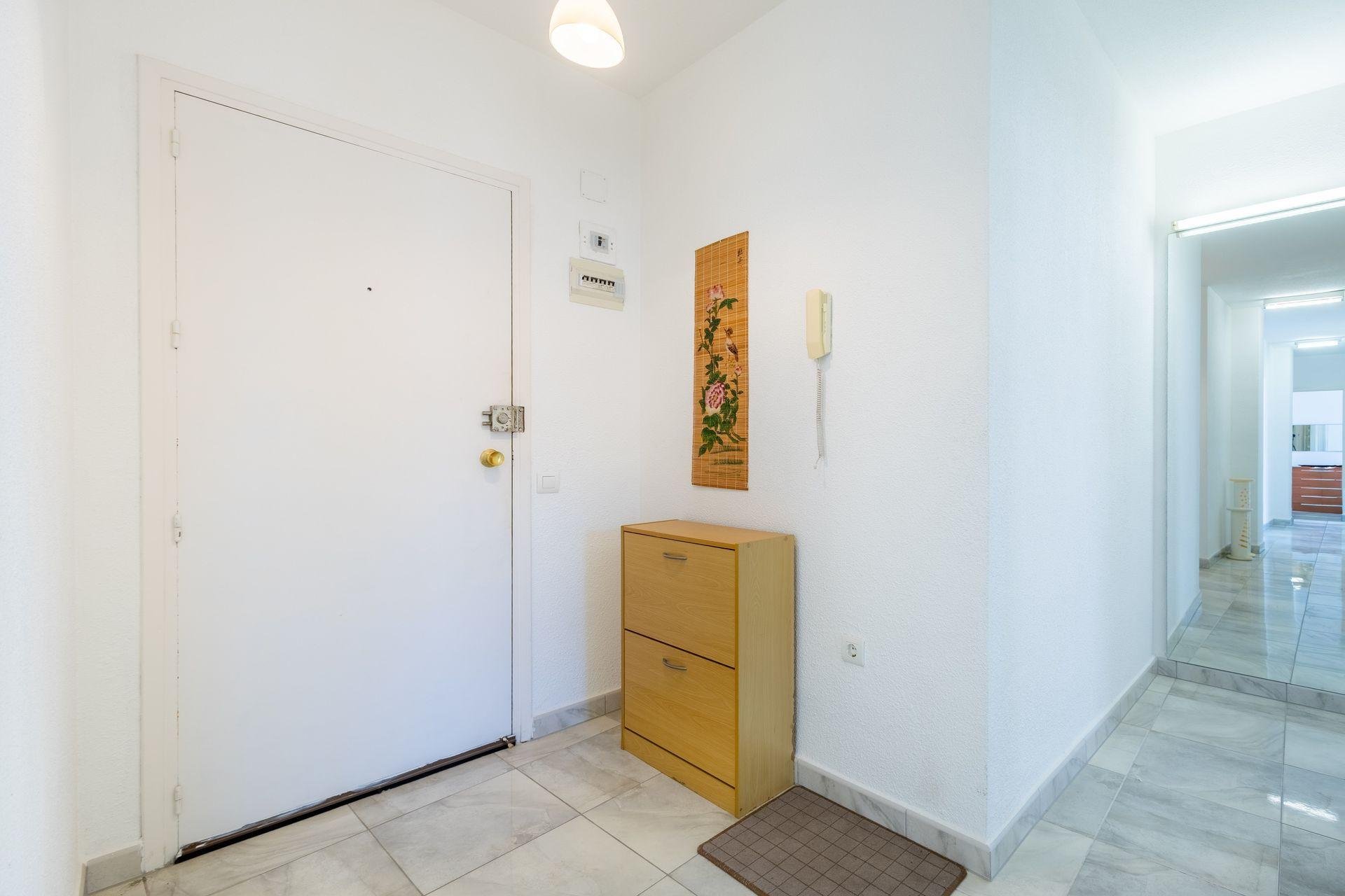 Huoneisto La Mata, Alicante, Espanja 89 m2 No. 195891