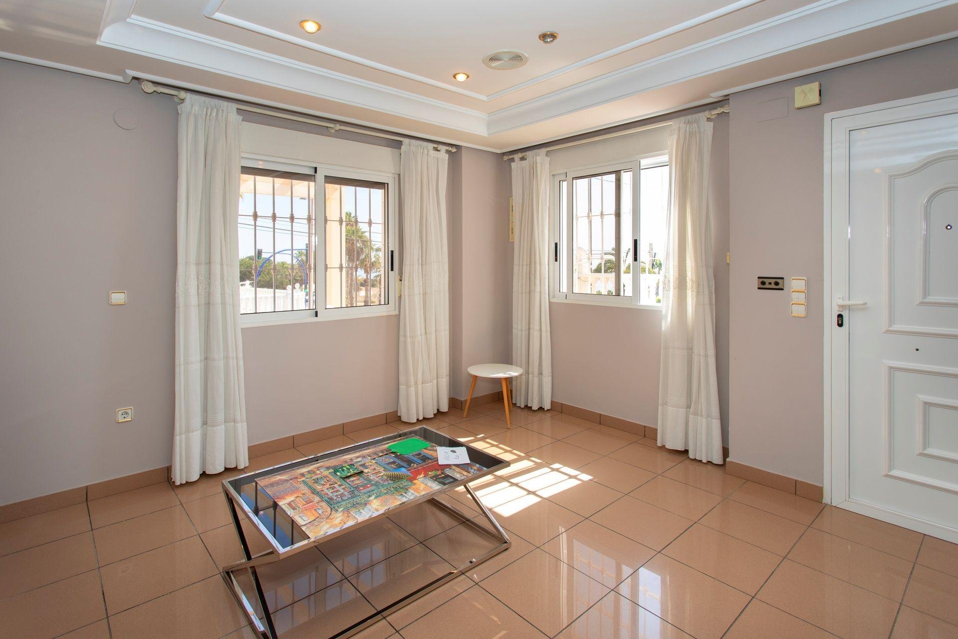 Villa Torrevieja, Alicante, Spānijā 180 m2 Nr. 195888