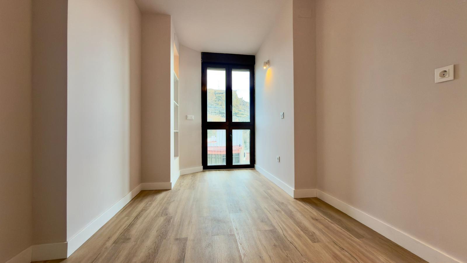 Dzīvoklis Alicante, Spānijā 3 istabas, 77.99 m2 Nr. 146845