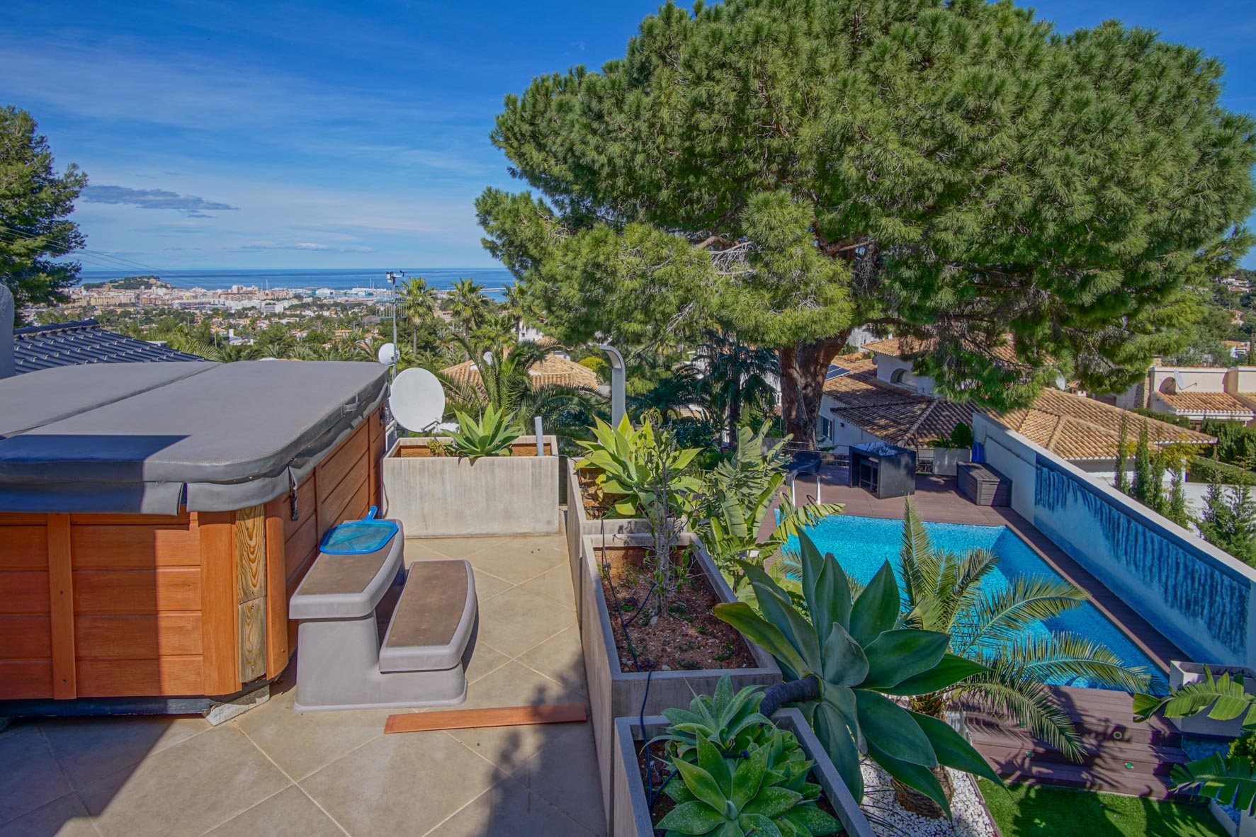 Villa in Denia, Alicante, Spanien 5 Schlafzimmer, 182 m2 Nr. 80257