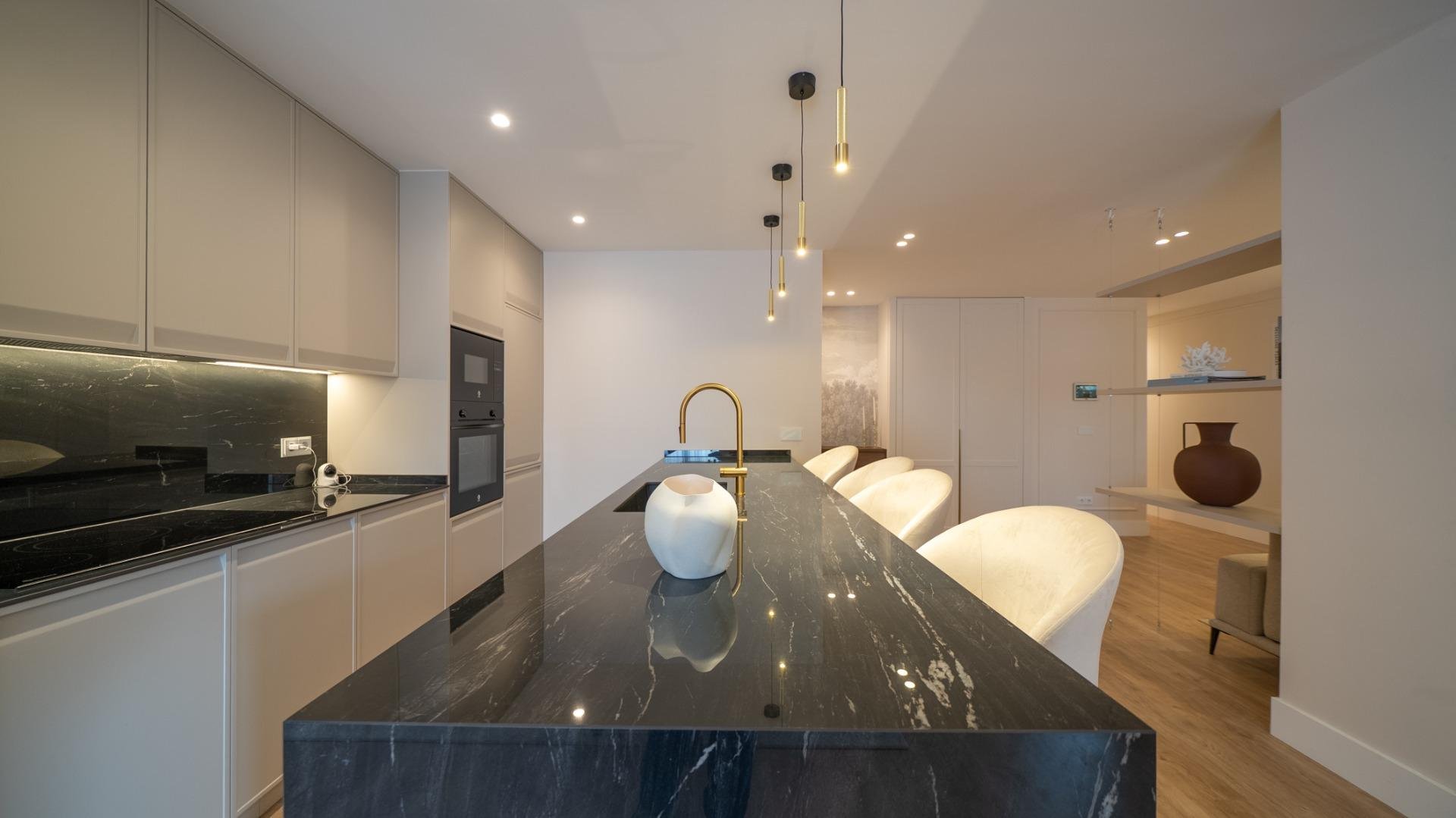 Apartamento en Madrid, España 3 dormitorios, 235 m2 No. 165780