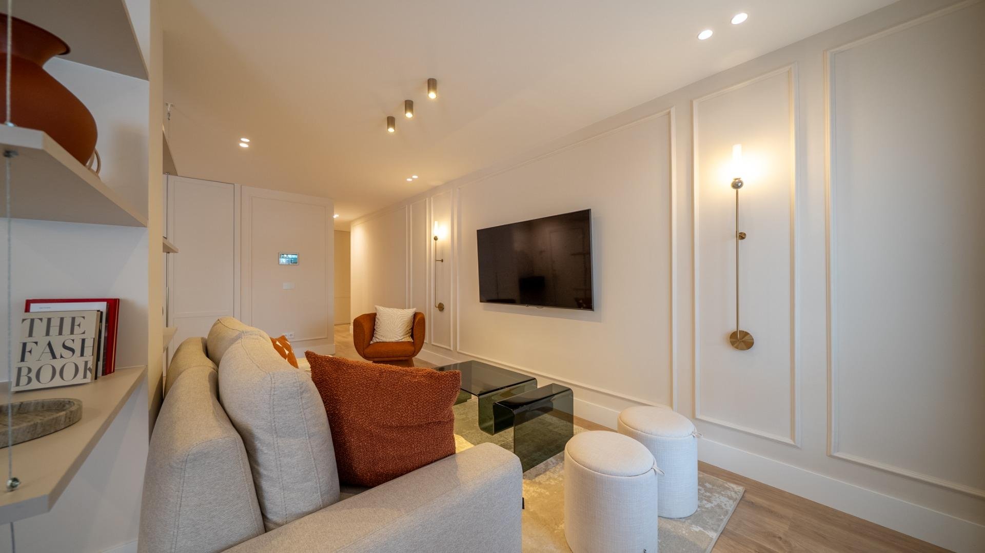 Apartamento en Madrid, España 3 dormitorios, 235 m2 No. 165780