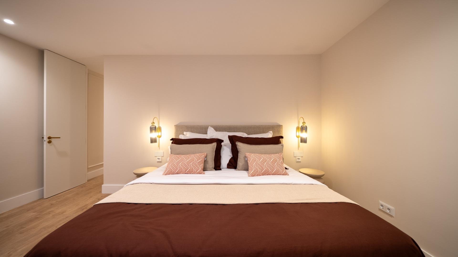 Apartamento en Madrid, España 3 dormitorios, 235 m2 No. 165780