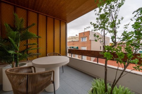 Appartamento a Madrid, Spagna 3 camere da letto, 235 mq. N° 165780