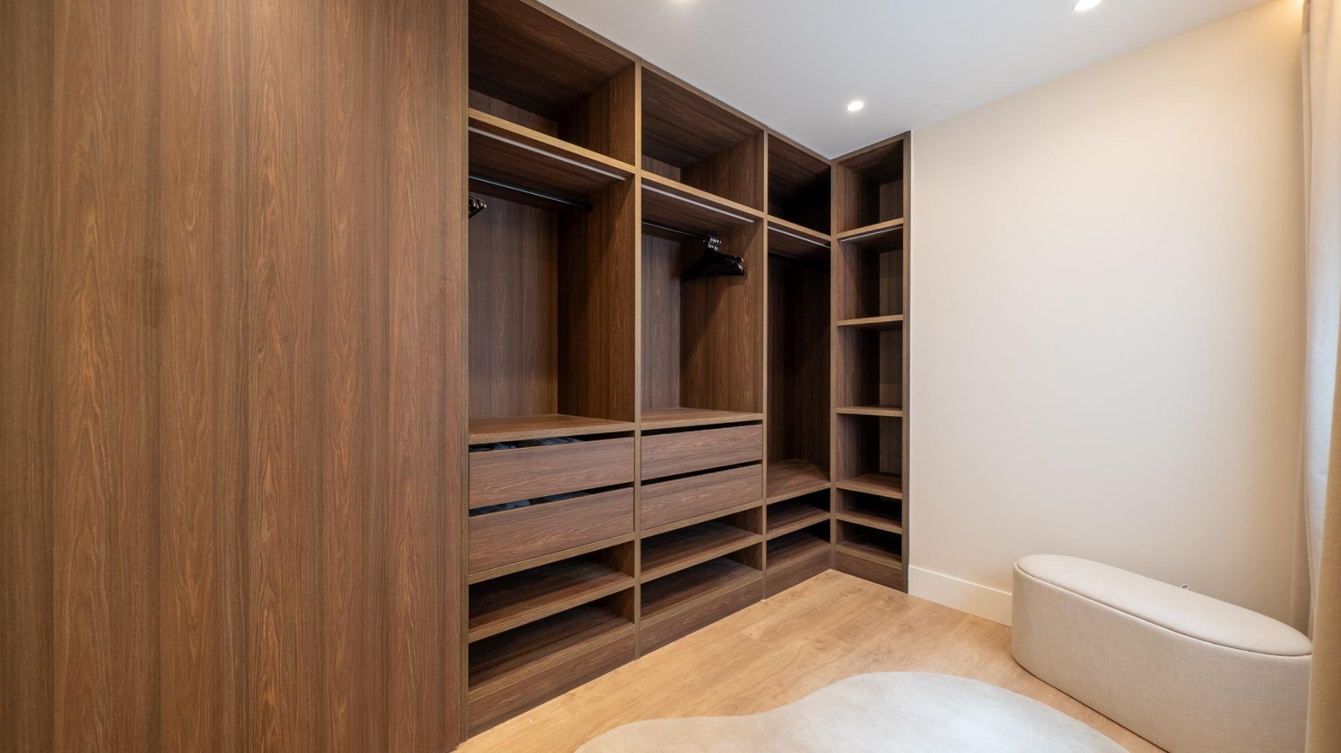 Apartamento en Madrid, España 3 dormitorios, 235 m2 No. 165780