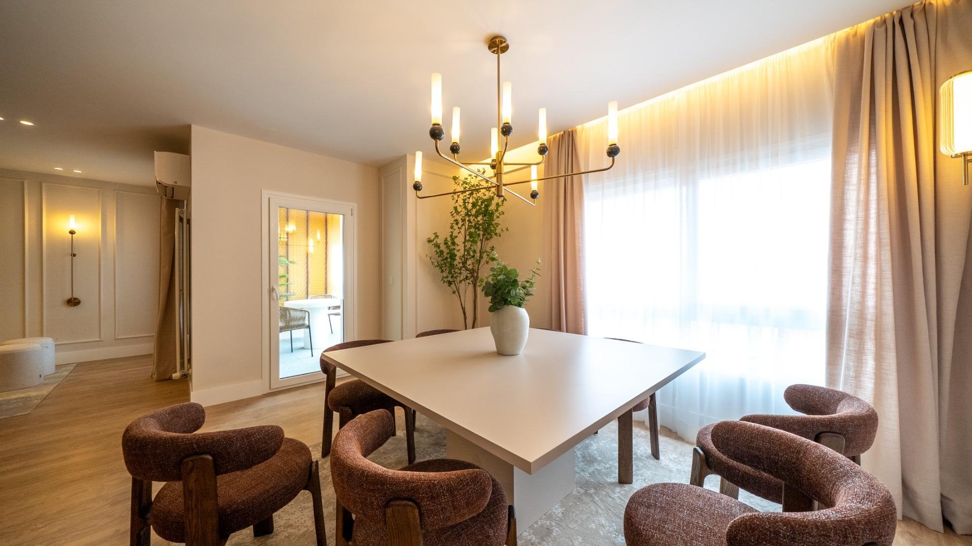 Apartamento en Madrid, España 3 dormitorios, 235 m2 No. 165780