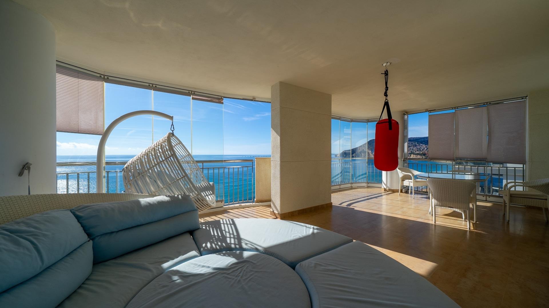 Appartamento a Calpe, Alicante, Spagna 4 camere da letto, 210 mq. N° 165783