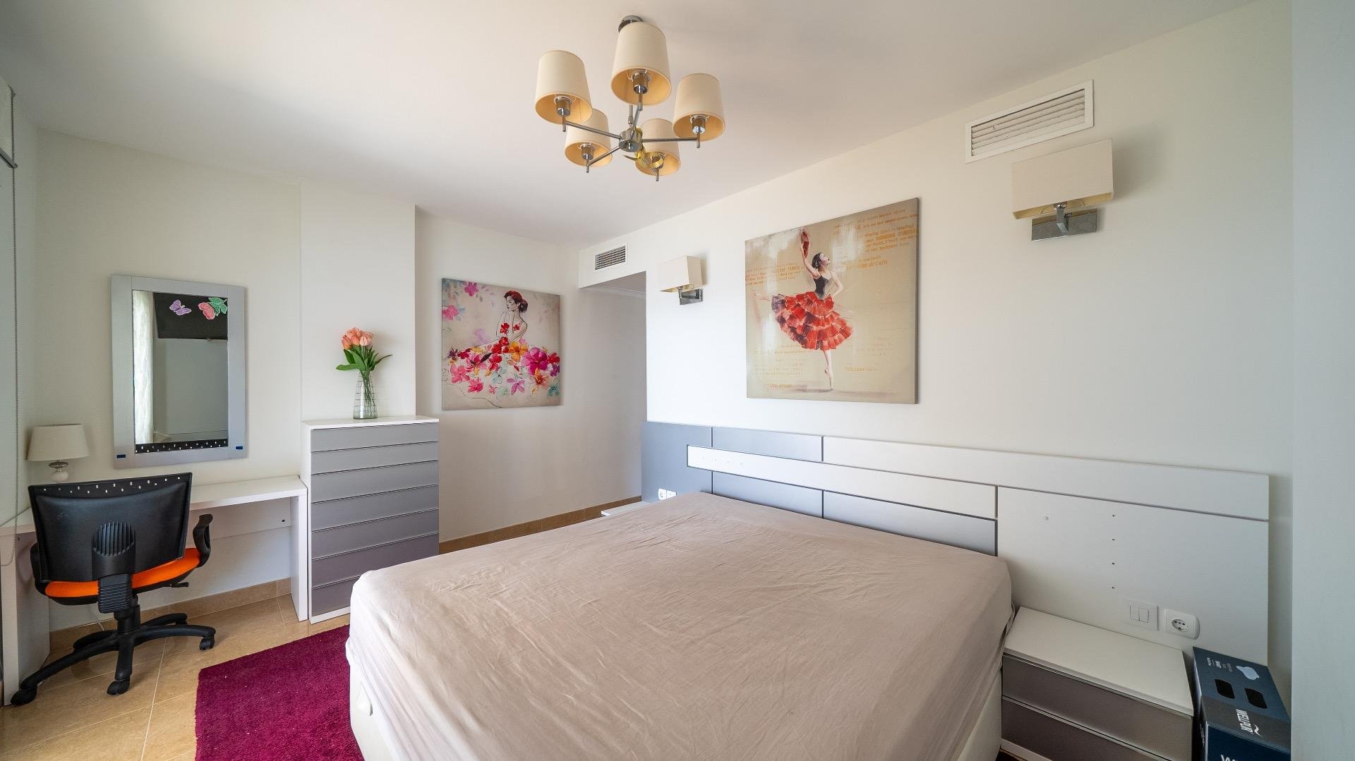 Appartamento a Calpe, Alicante, Spagna 4 camere da letto, 210 mq. N° 165783