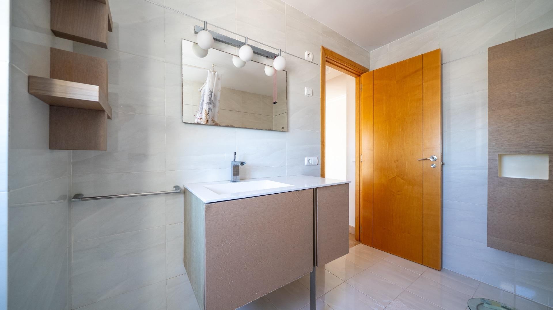 Appartamento a Calpe, Alicante, Spagna 4 camere da letto, 210 mq. N° 165783