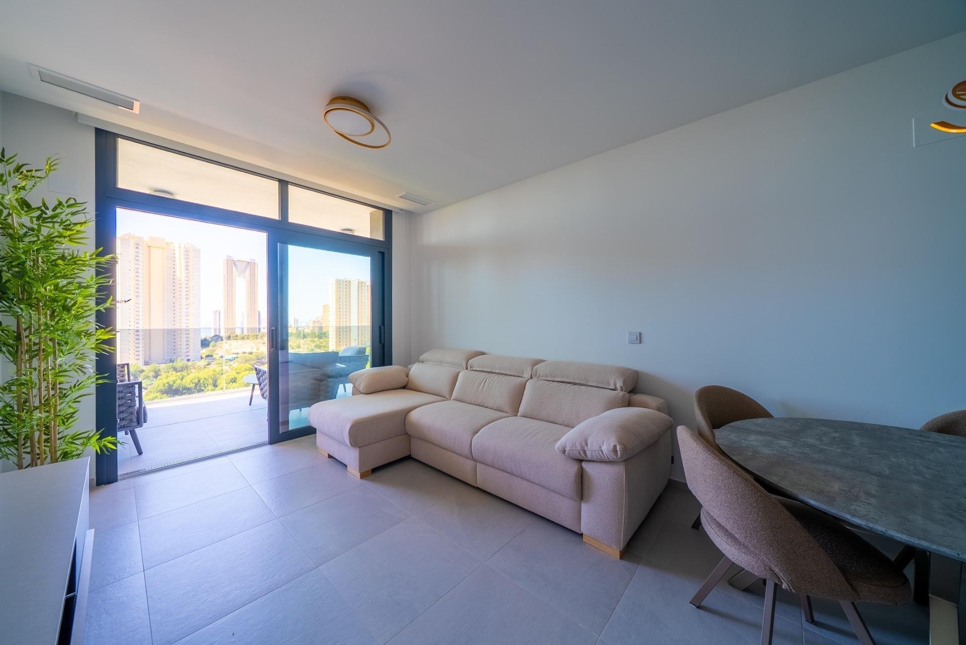 Apartment in Benidorm, Alicante, Spain 2 bedrooms, 98 sq.m. No. 165778