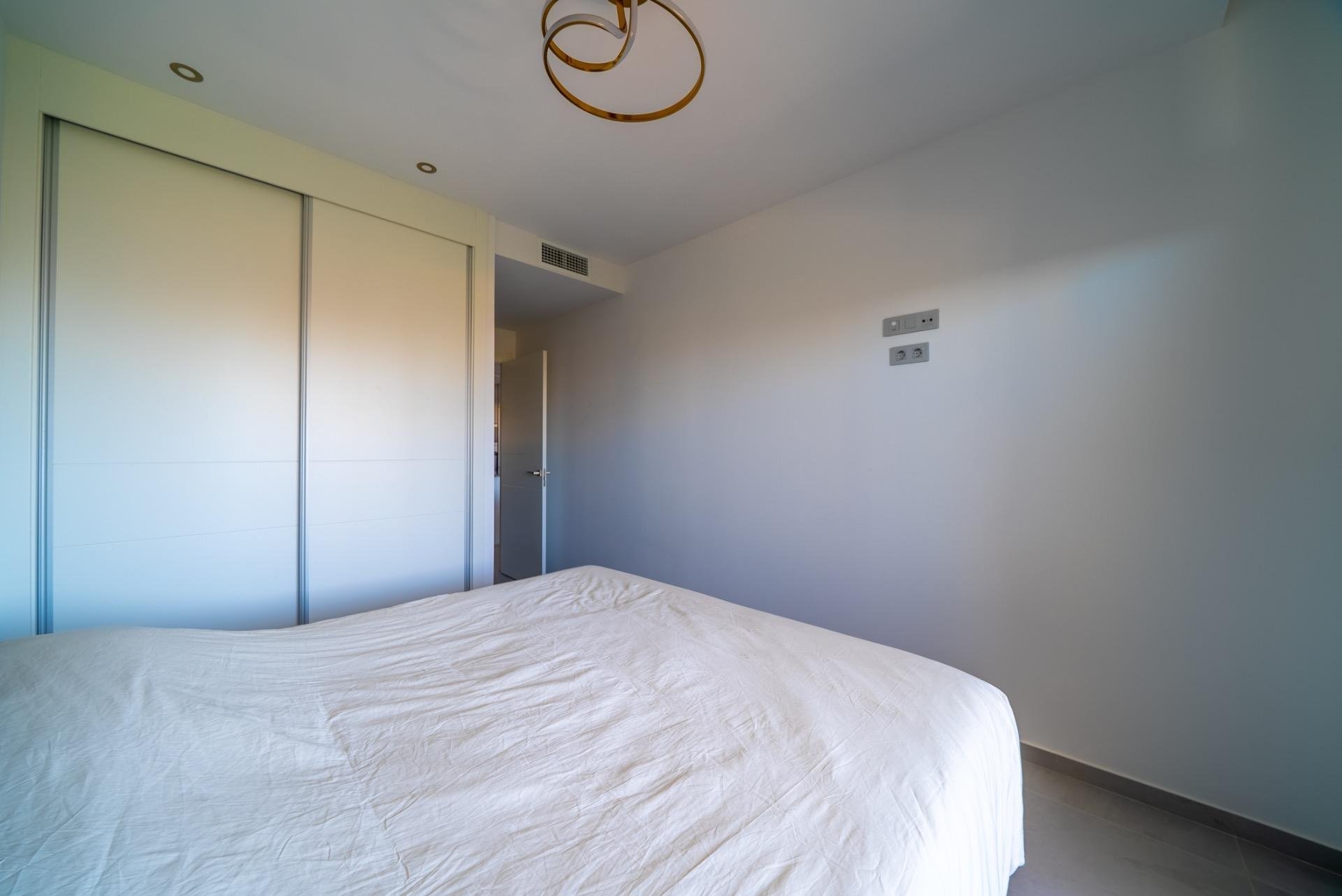 Apartment in Benidorm, Alicante, Spain 2 bedrooms, 98 sq.m. No. 165778